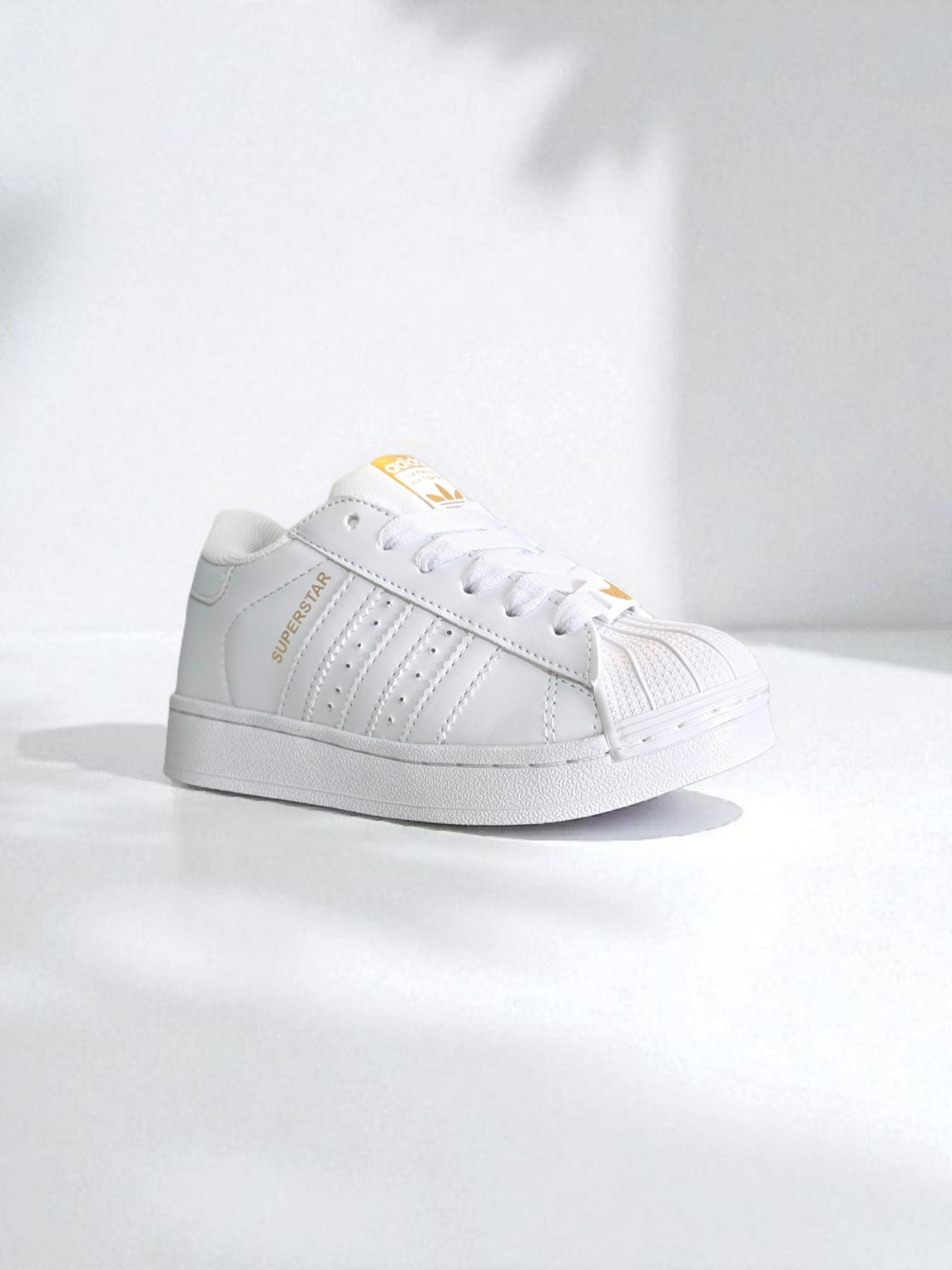 Adidas Superstar