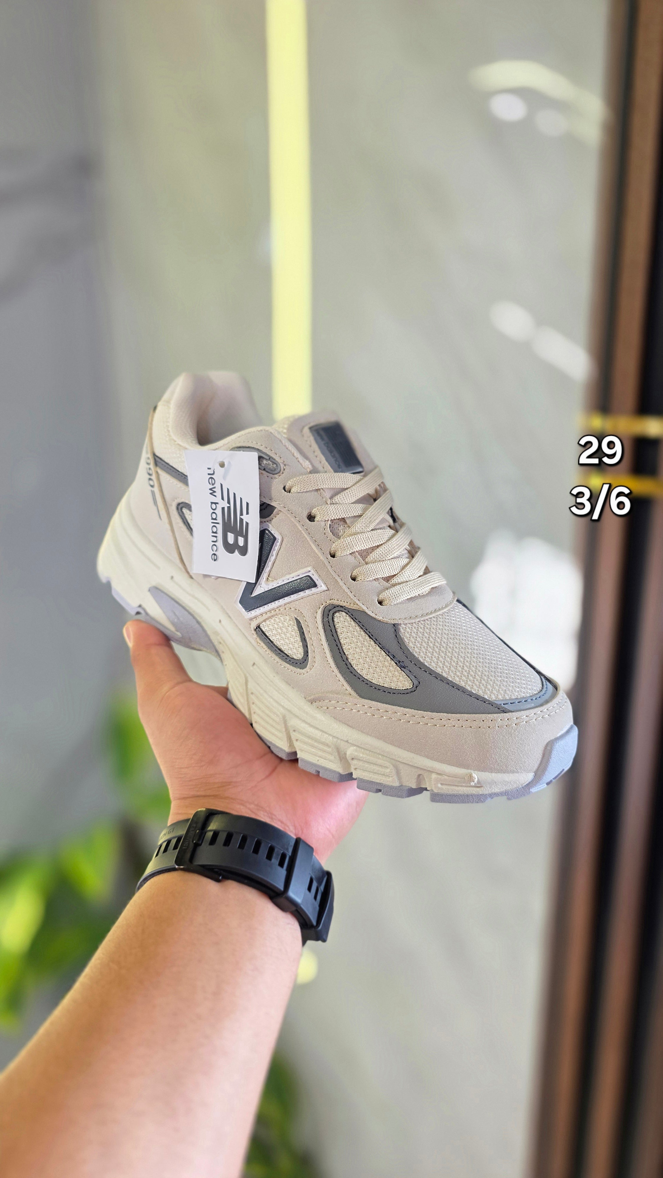 New Balance 990
