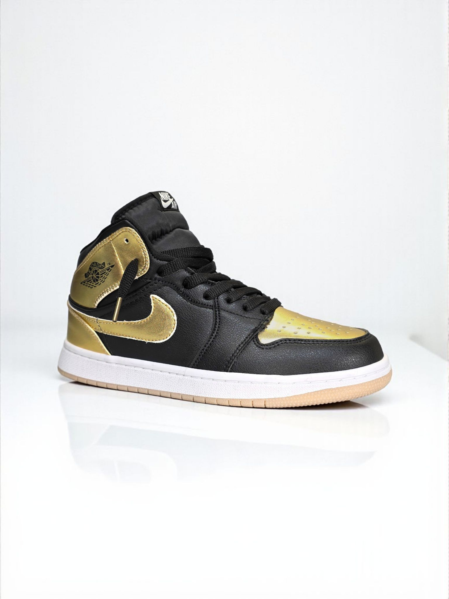 Jordan 1 Mid