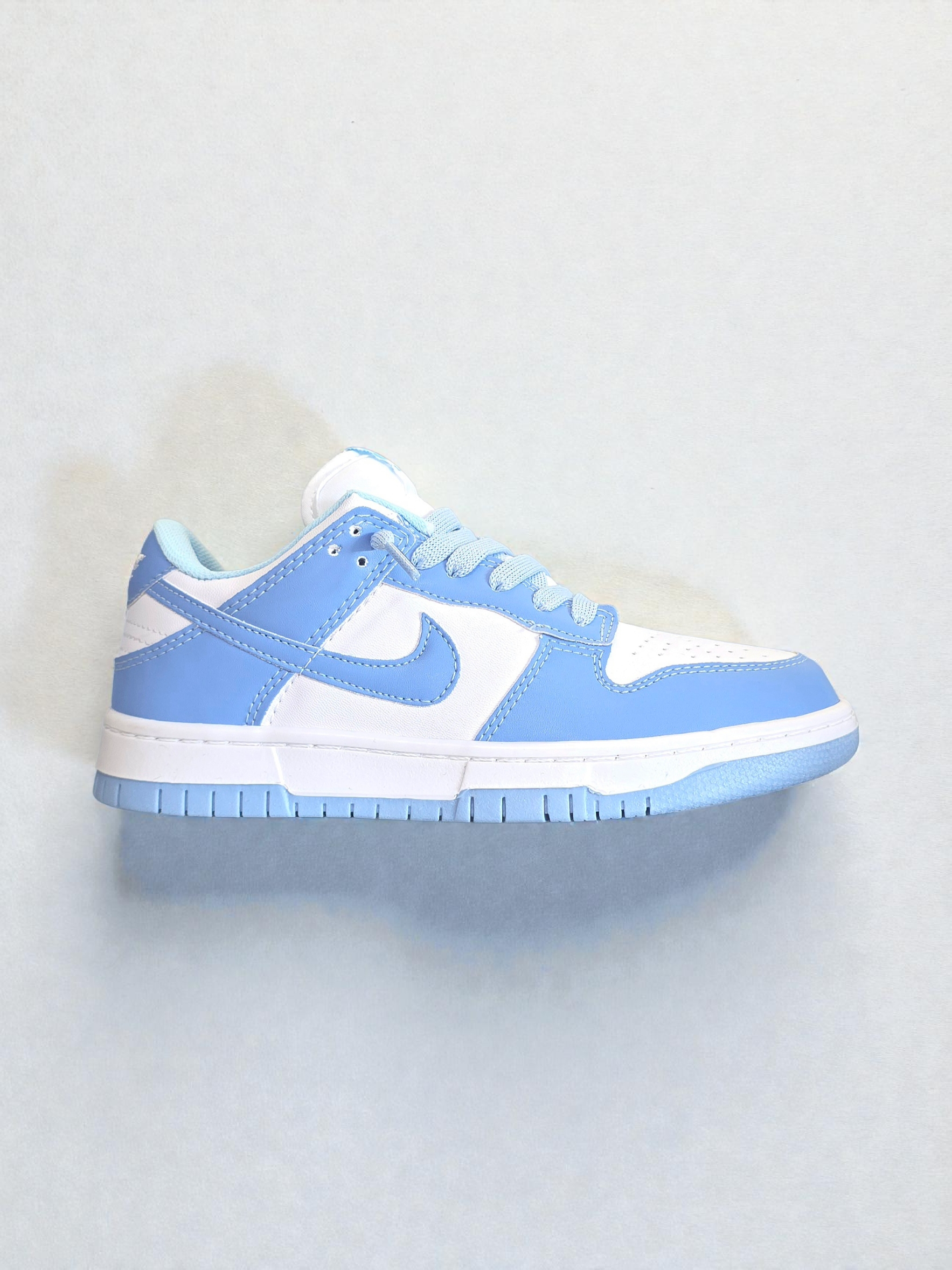 Nike SB Dunk Low