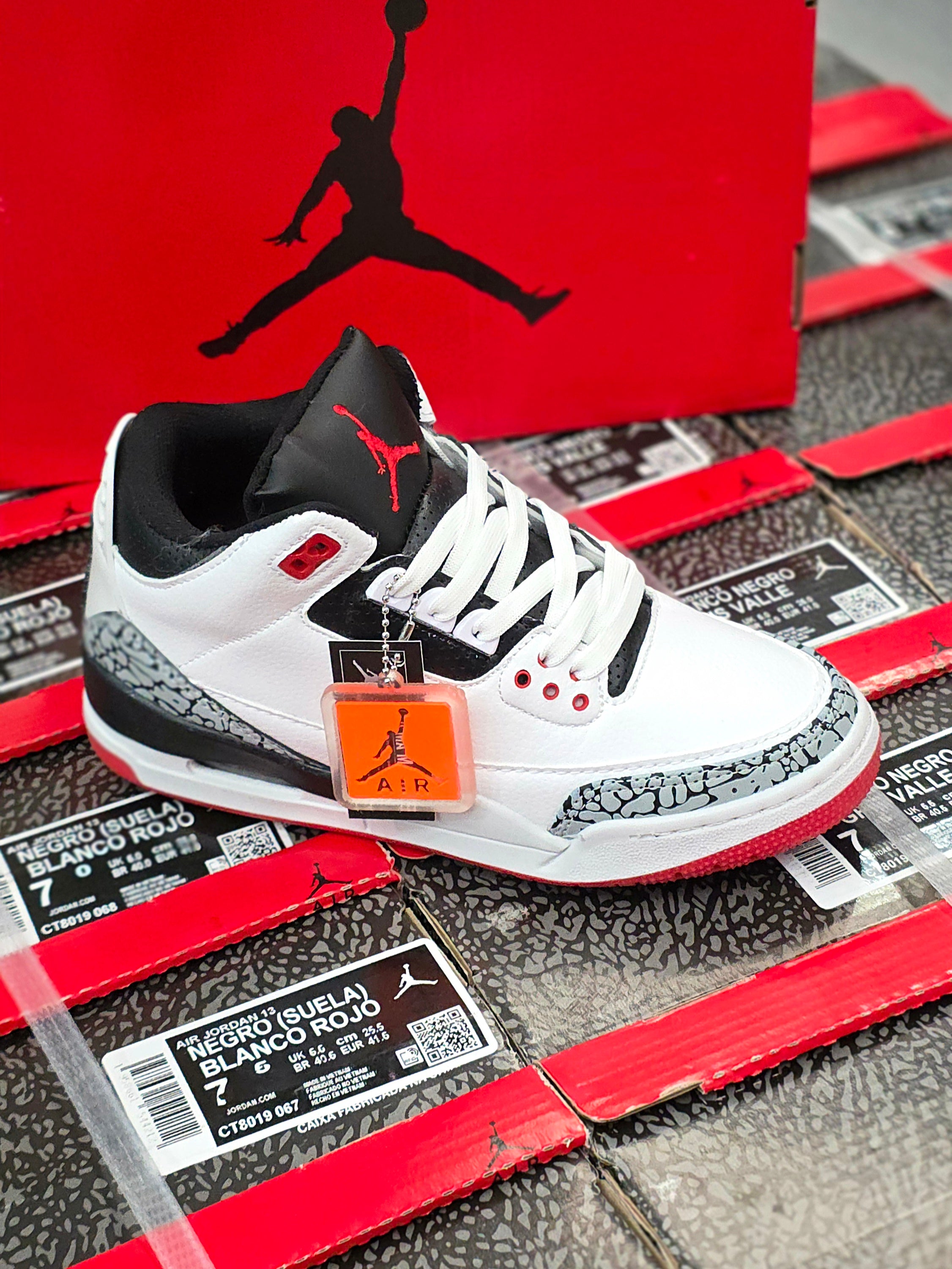 Air Jordan 3 Retro