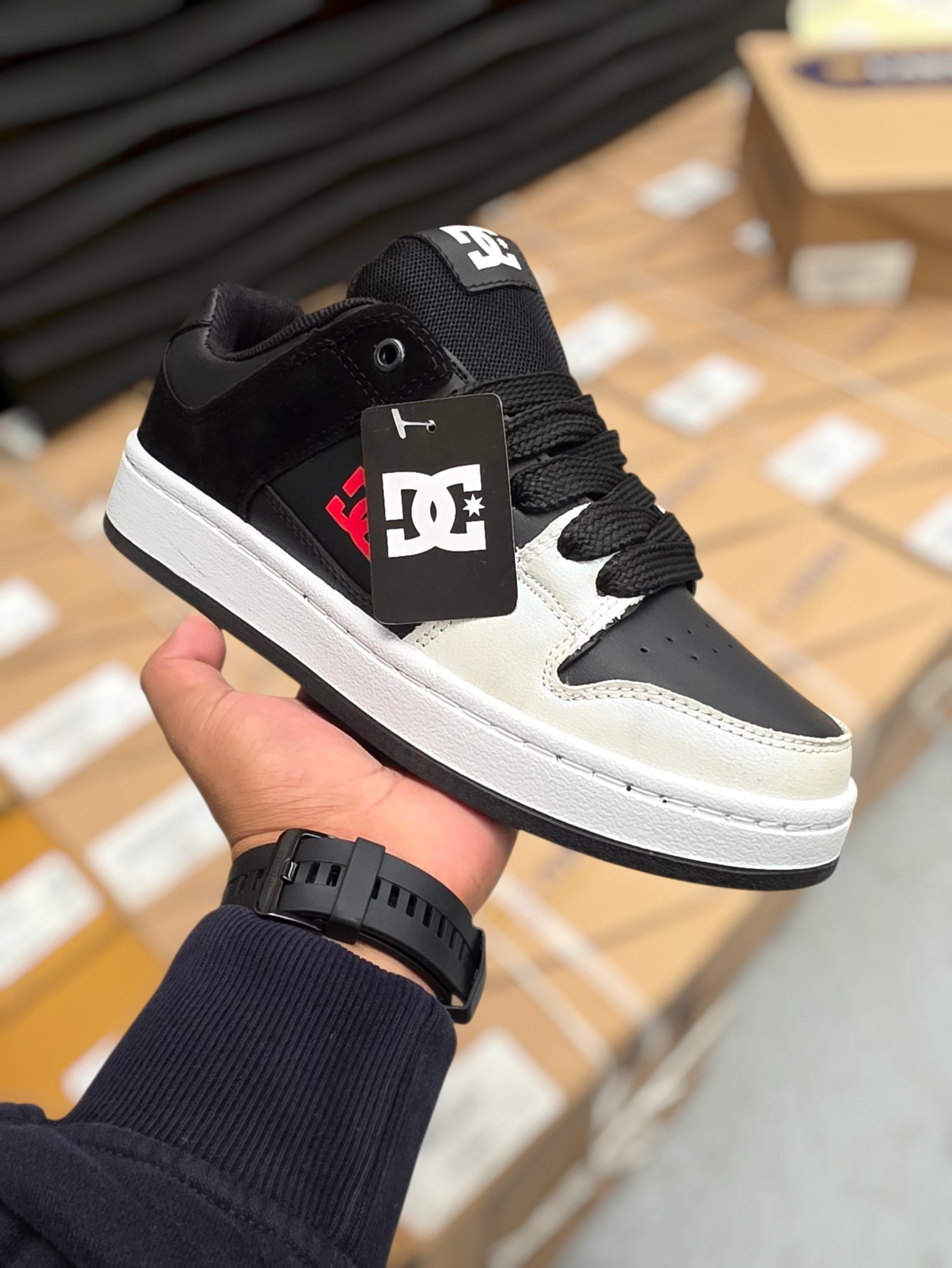 DC Shoes