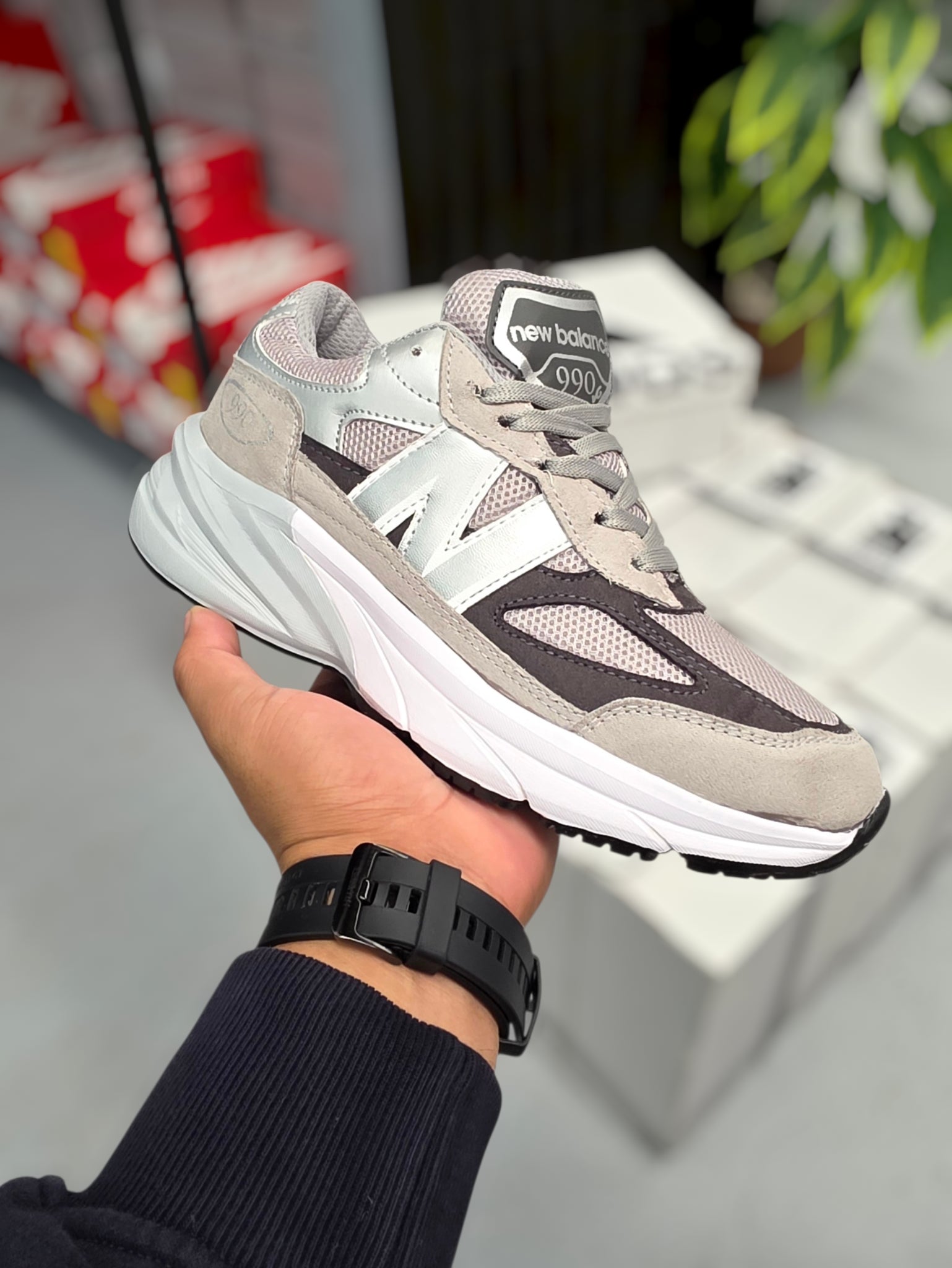 New Balance 990