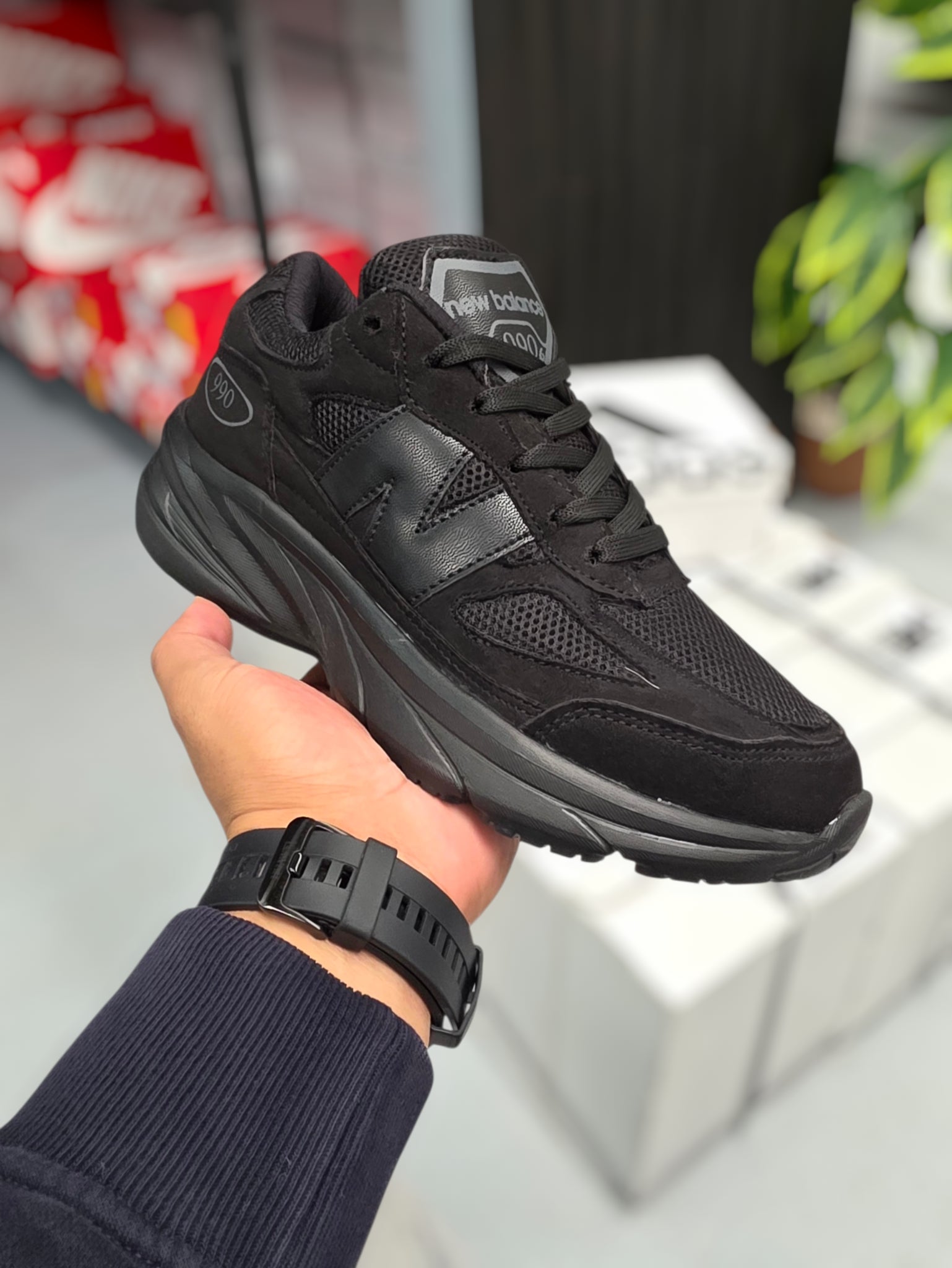 New Balance 990