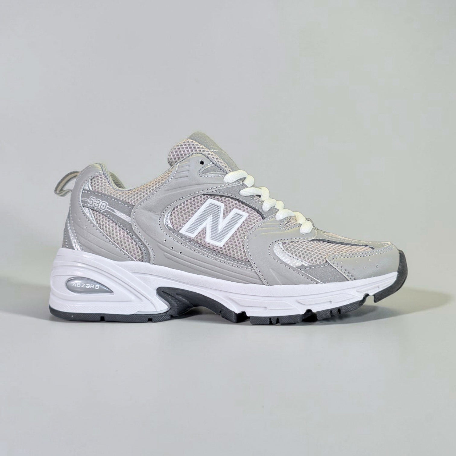 New Balance 530