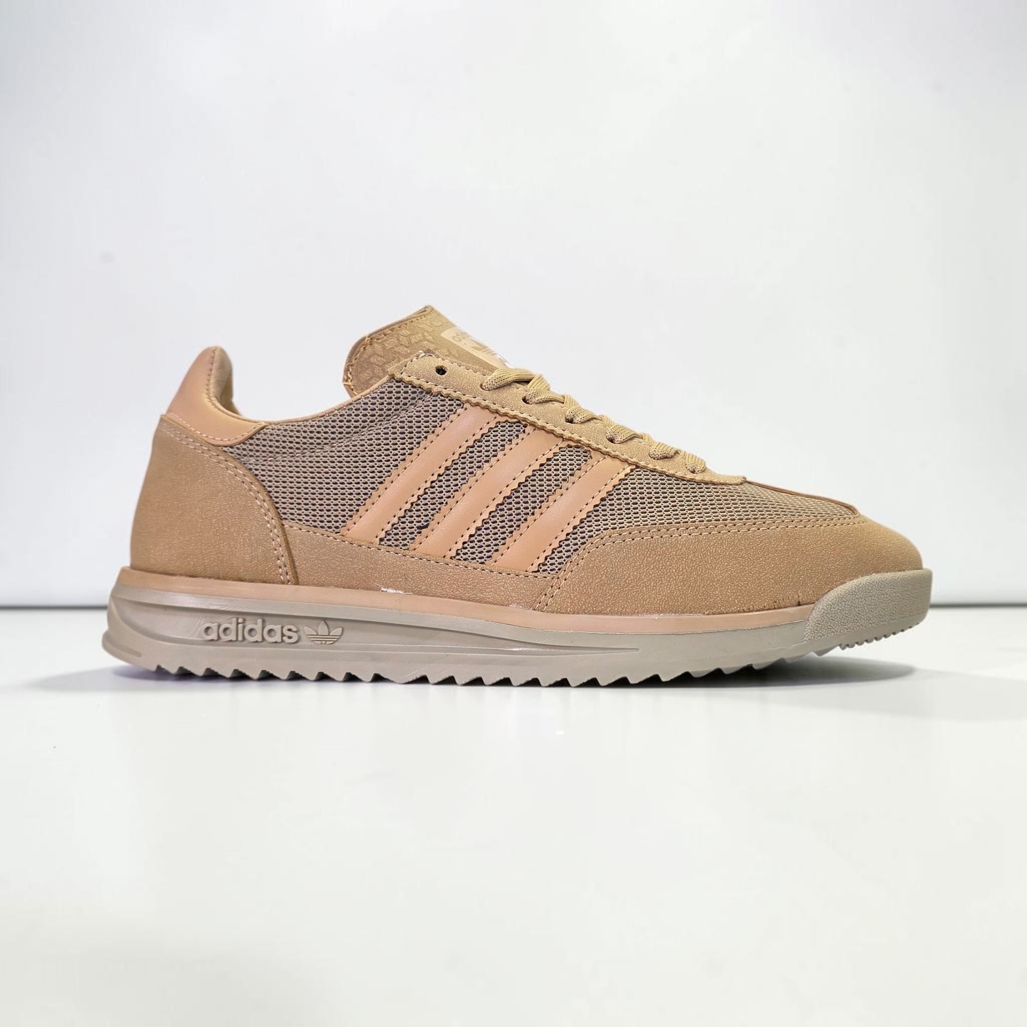 Adidas SL72