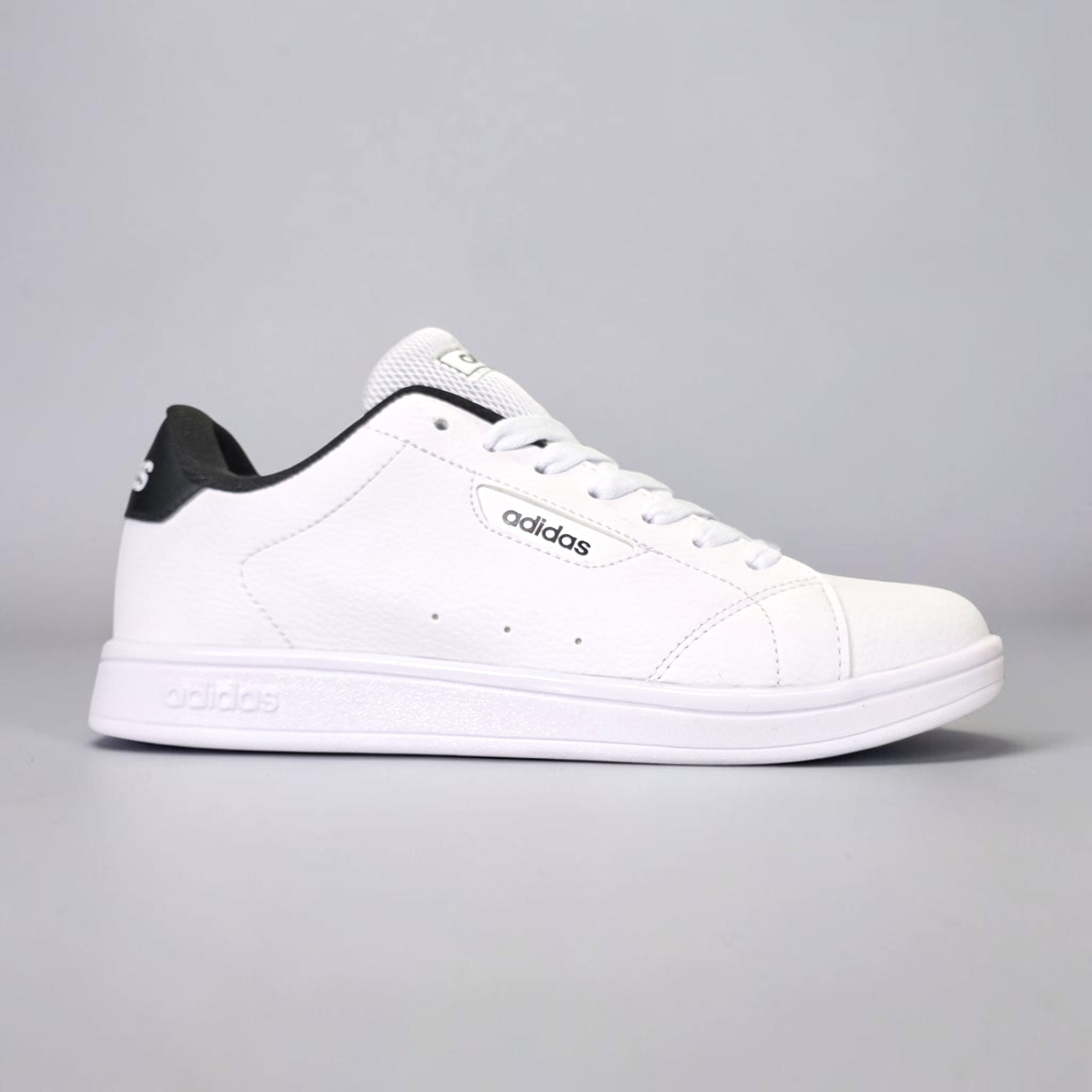 Adidas Urban Court