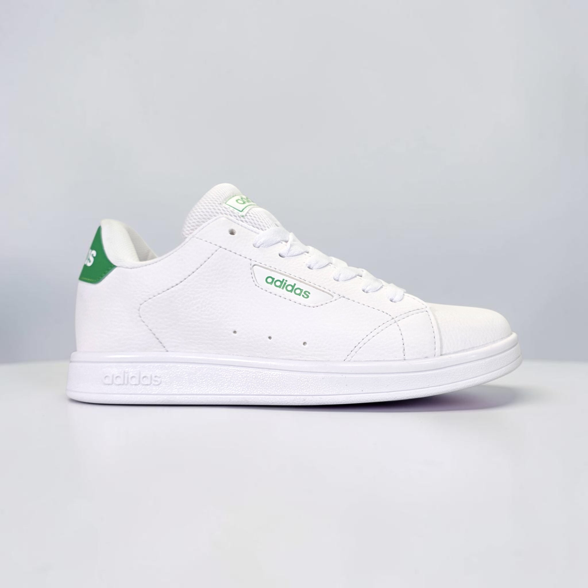 Adidas Urban Court