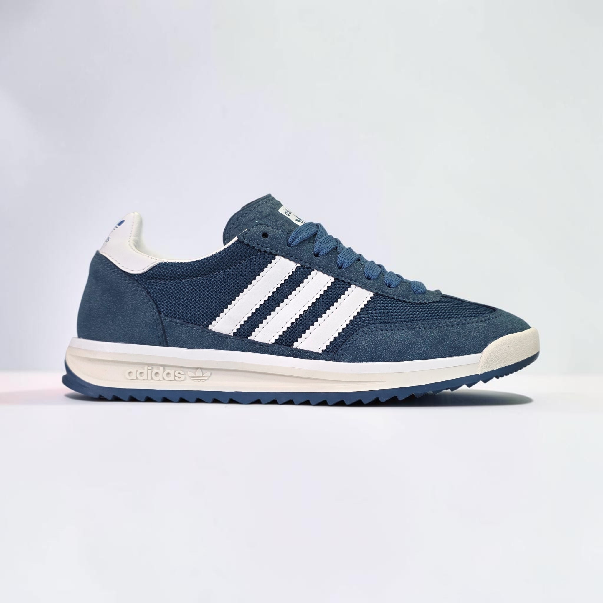 Adidas SL72