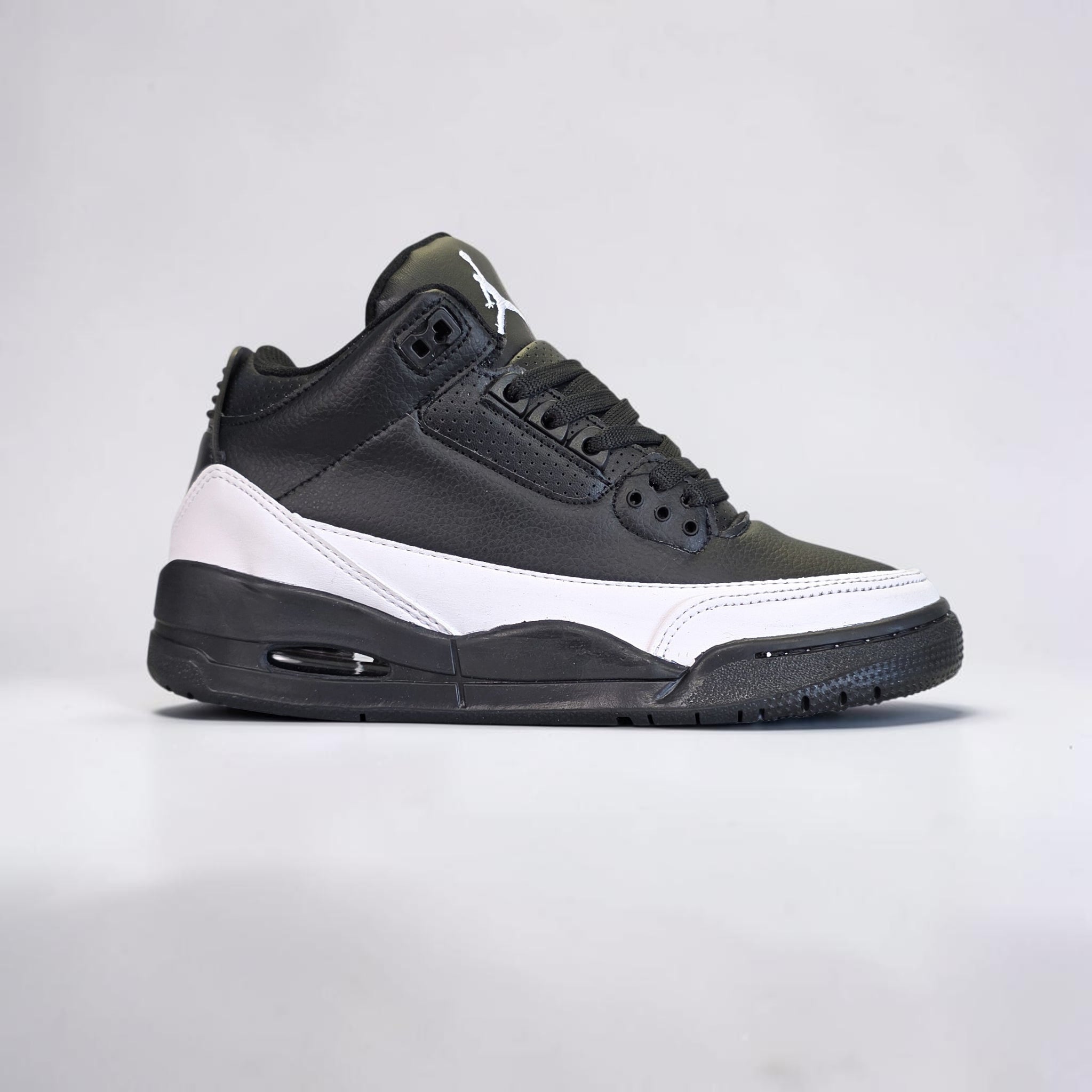 Nike Air Jordan 3 Retro