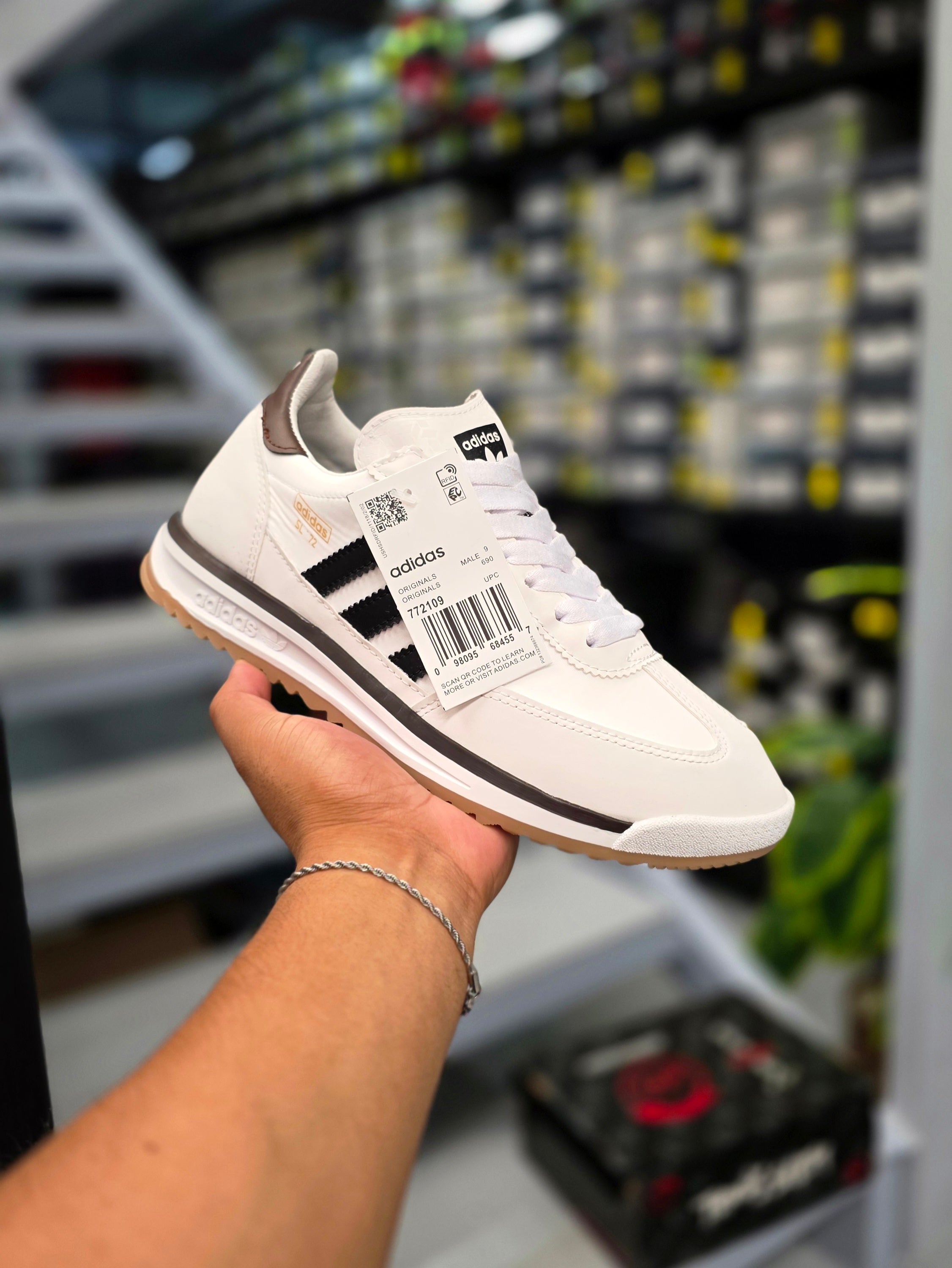 Adidas SL72