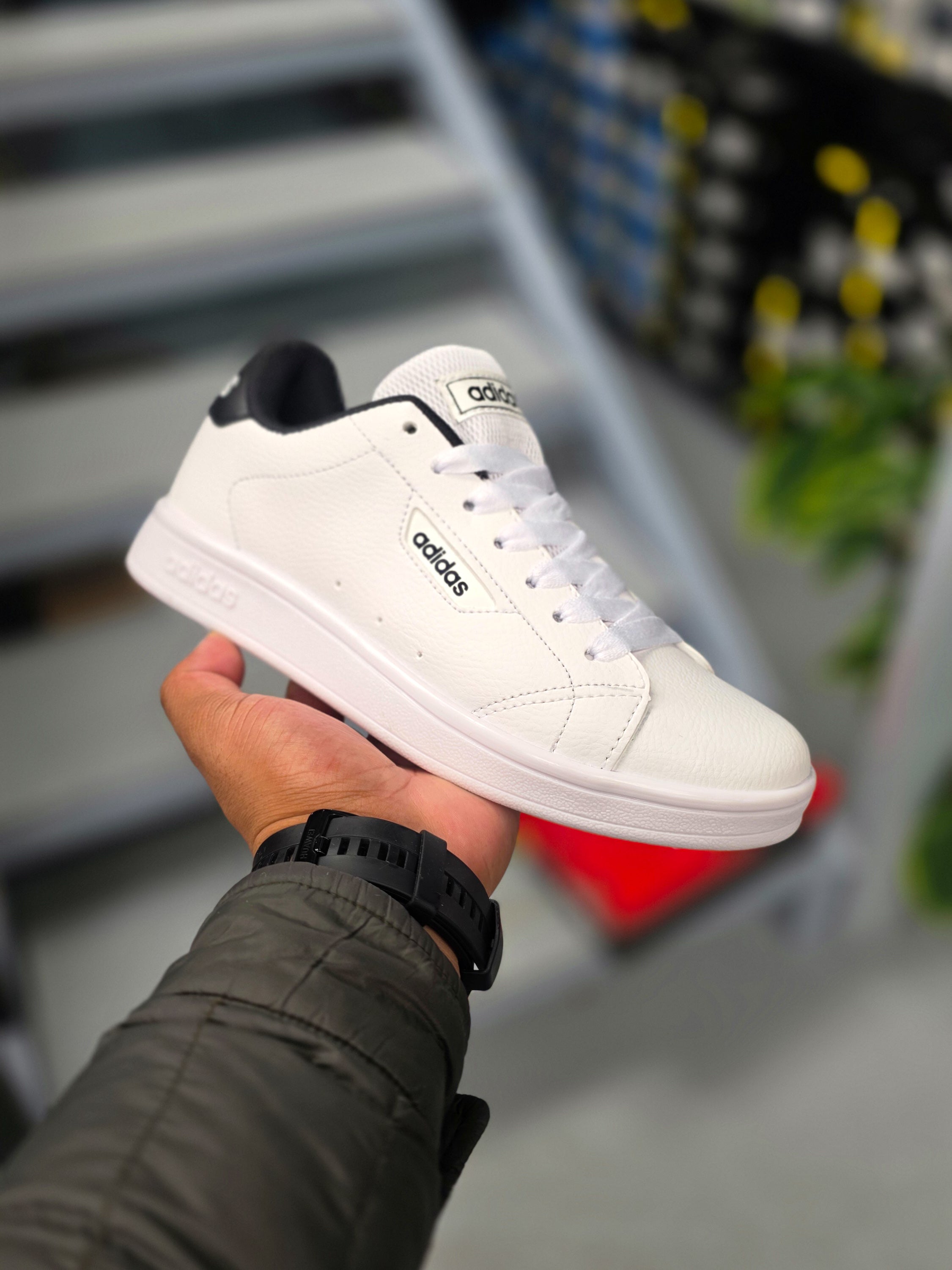 Adidas Urban Court