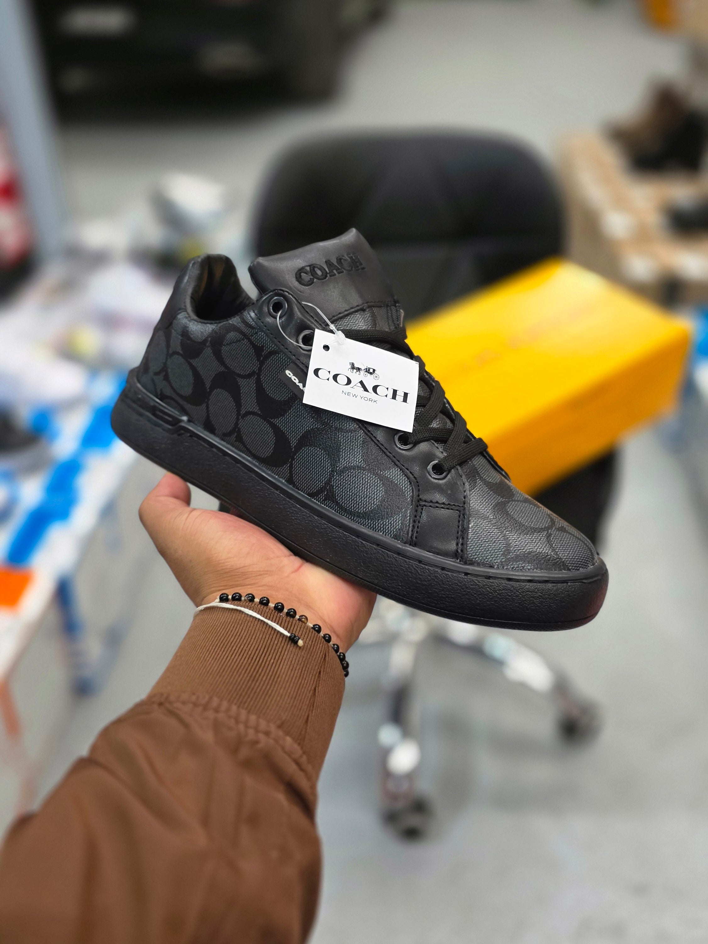 Coach Clip Low Top