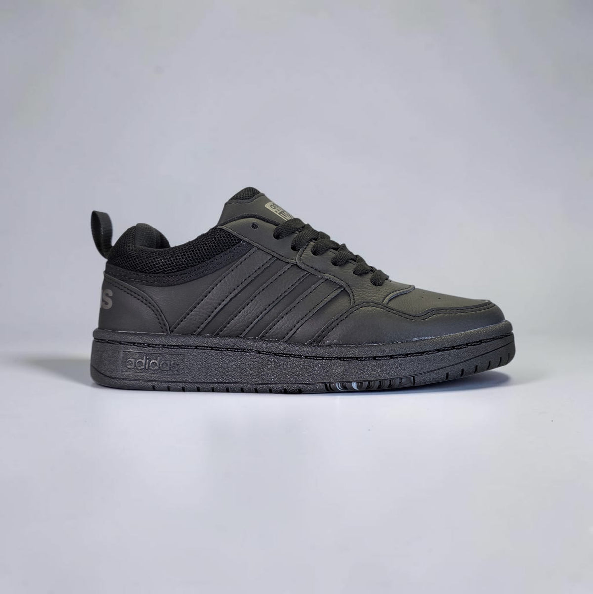 Adidas Hoops 2.0
