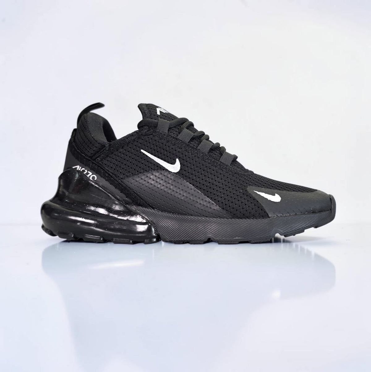 Nike Air Max 270