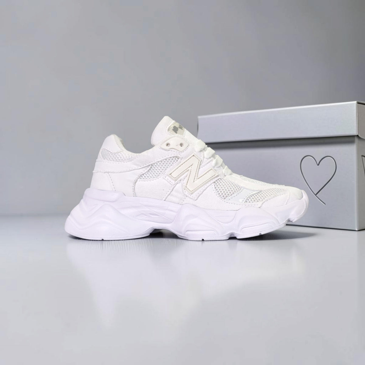 New Balance 9060 [18/21]