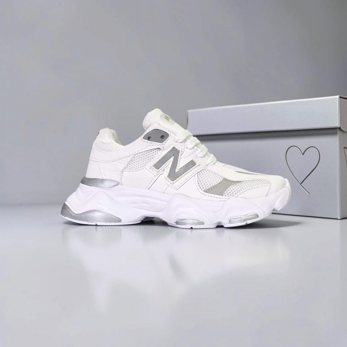 New Balance 9060 [18/21]