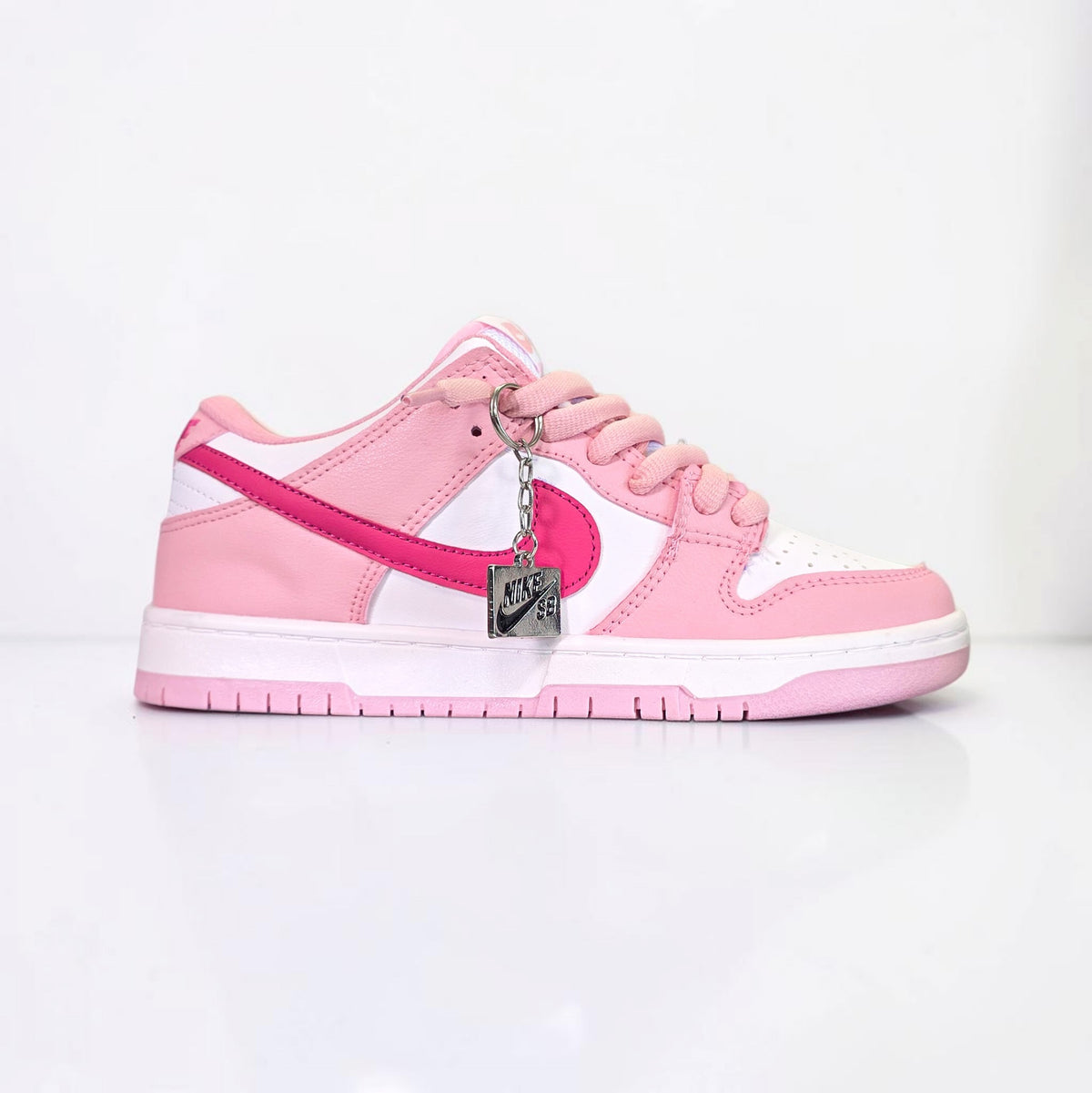 Nike SB Dunk Low