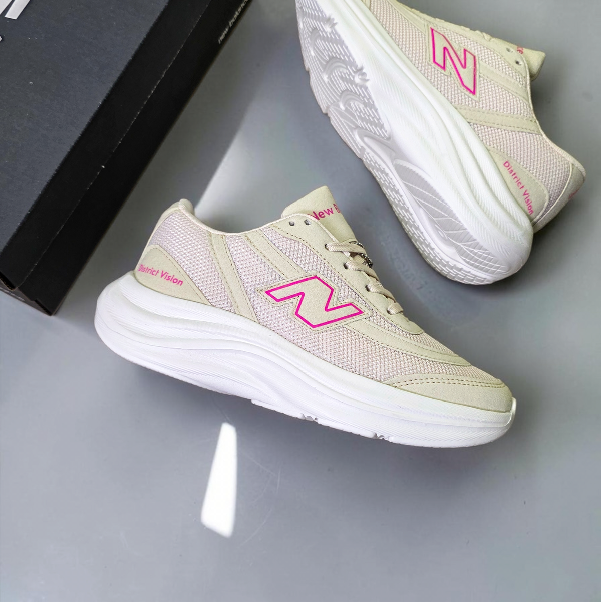 New Balance District Vision