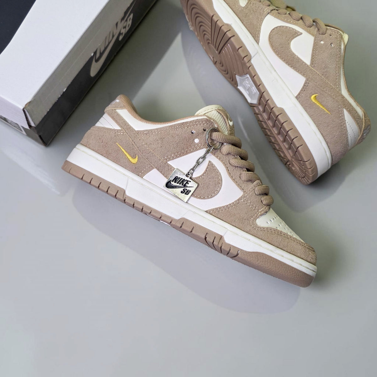 Nike SB Dunk Low