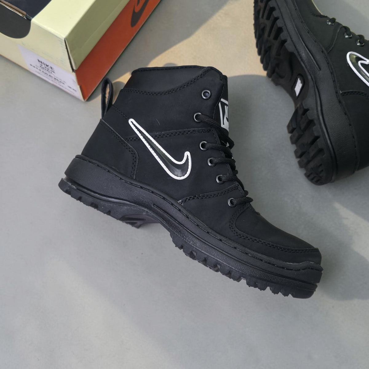NIKE E104