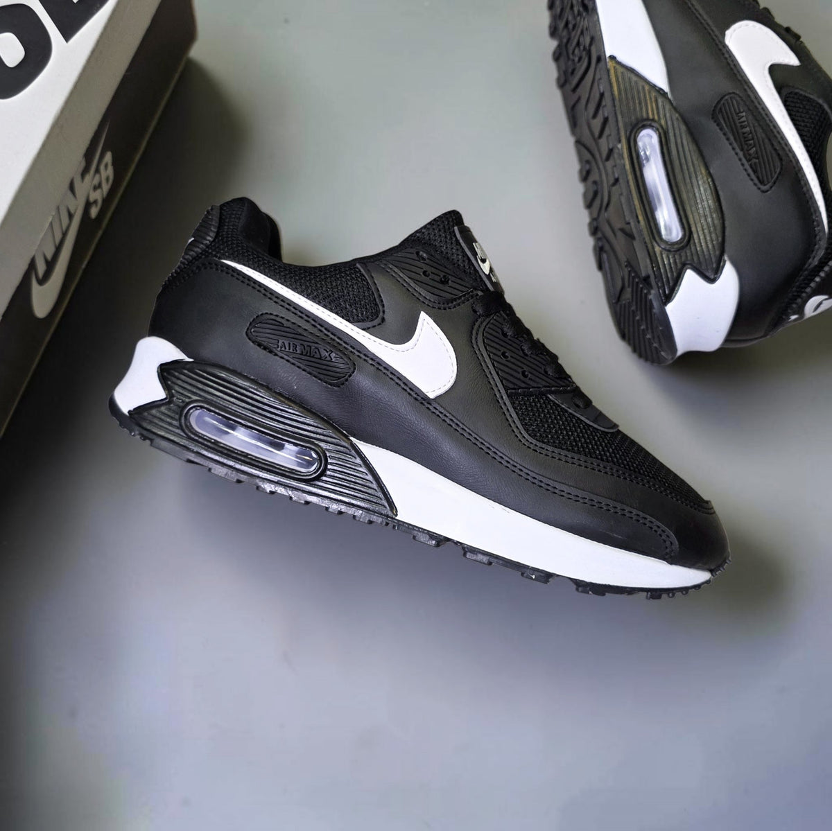 Nike Air Max 90