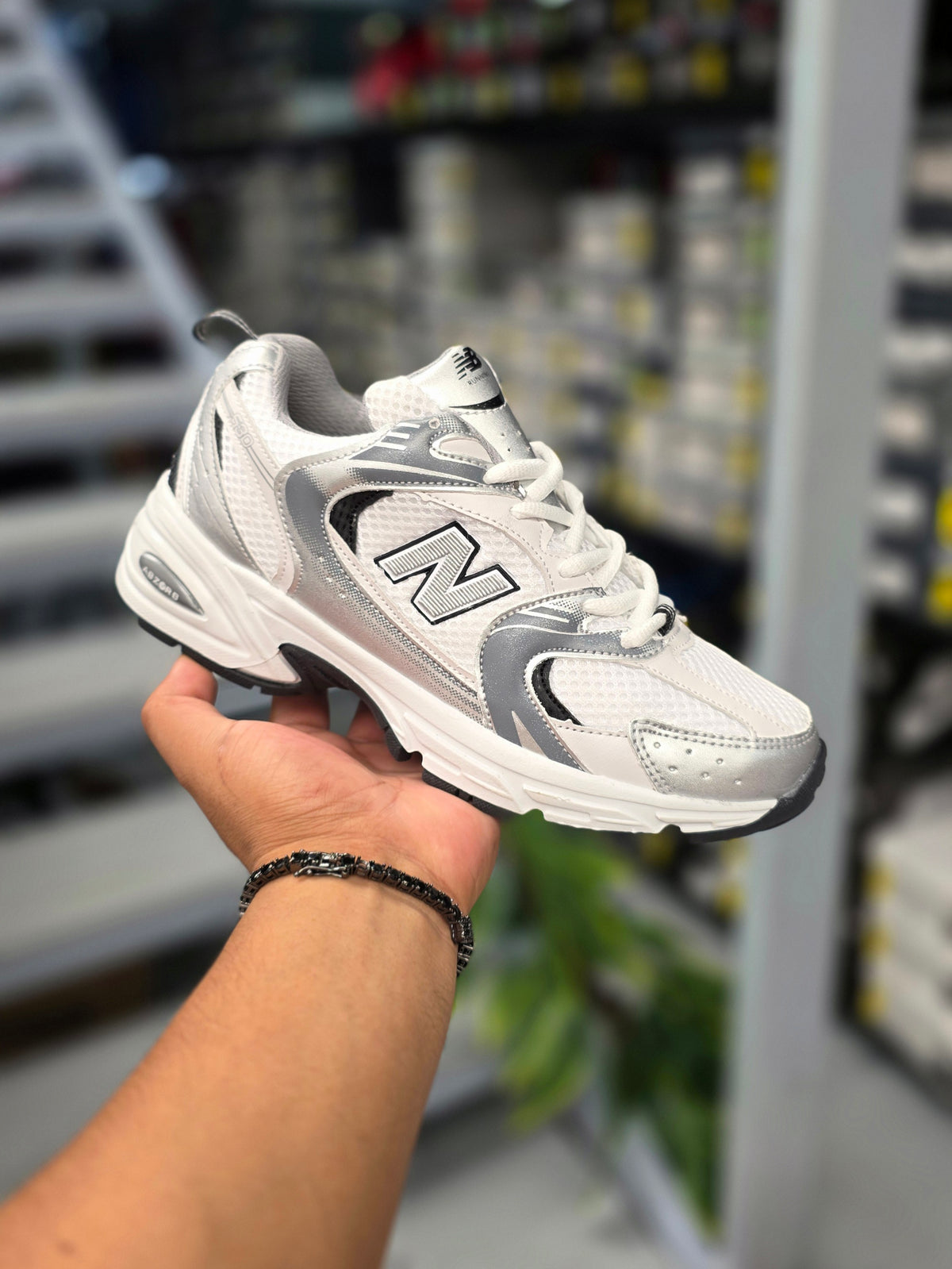 New Balance 530