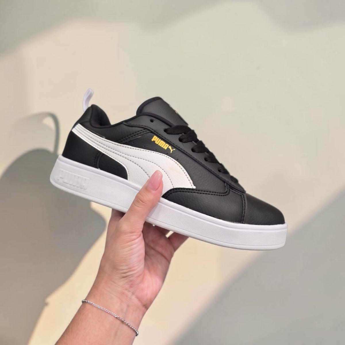 Puma Smash V2