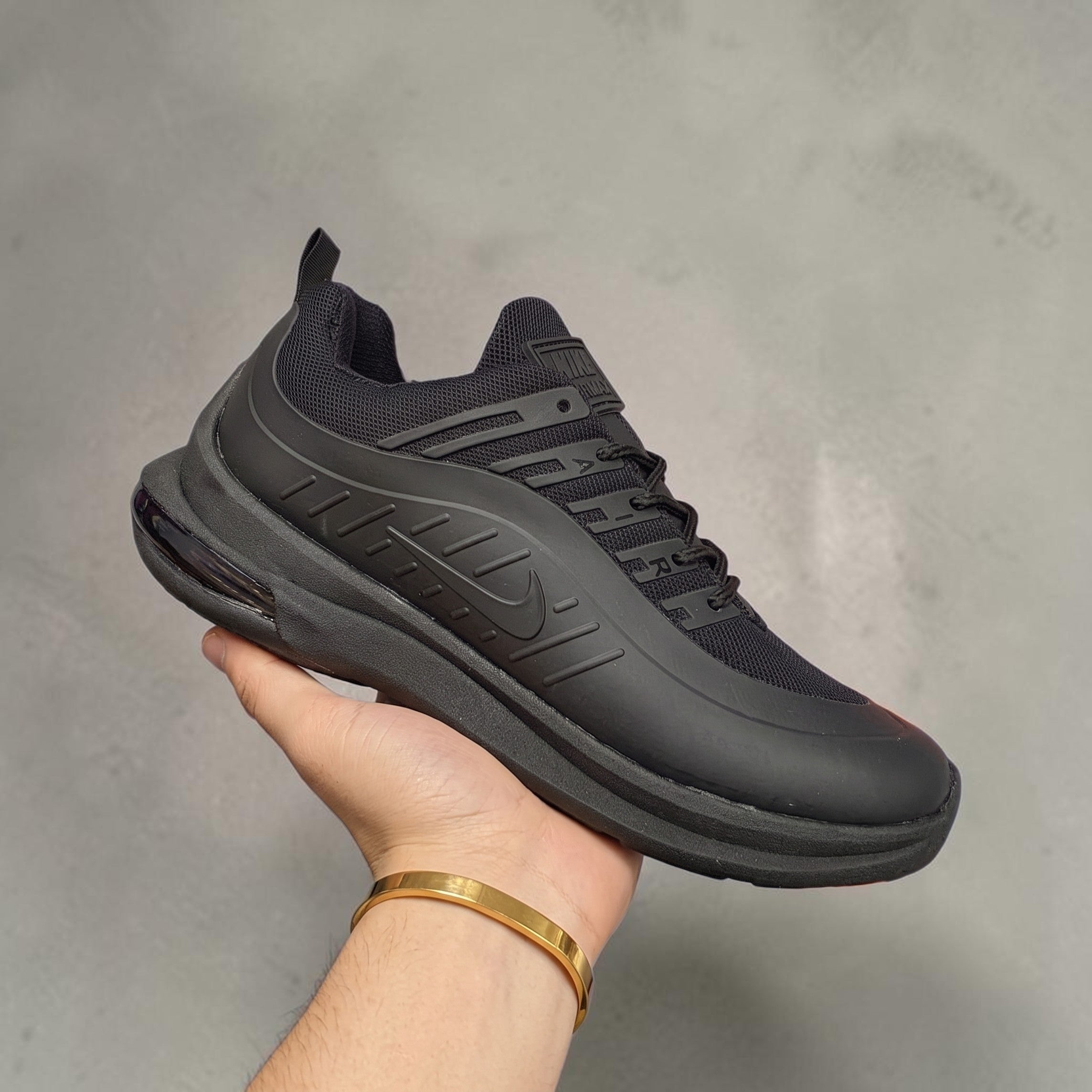 Nike Air Max Axis