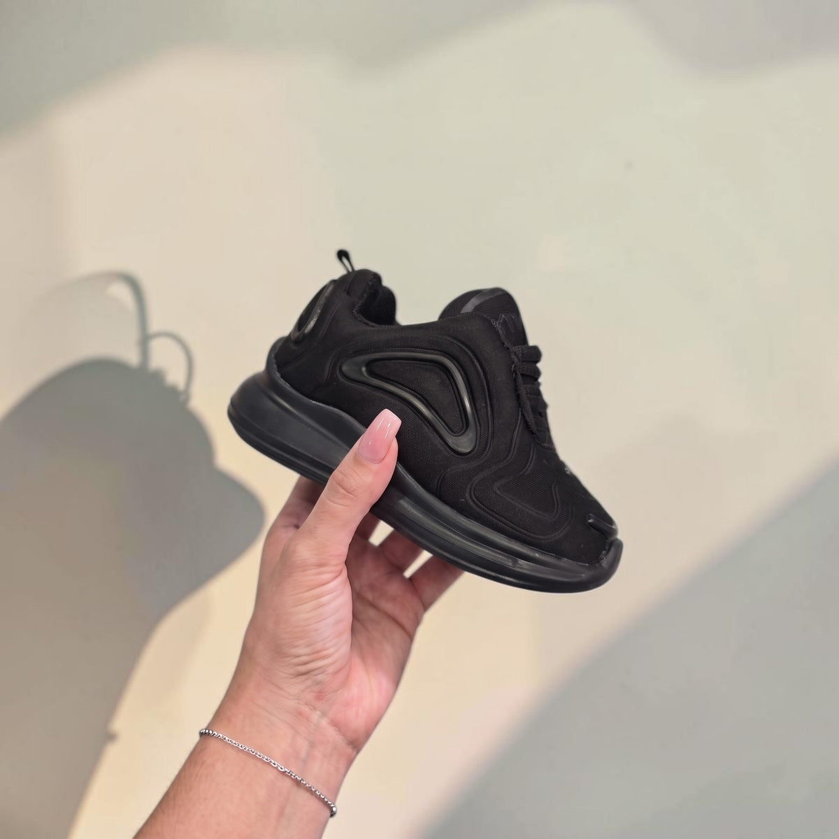 Nike Air Max 720