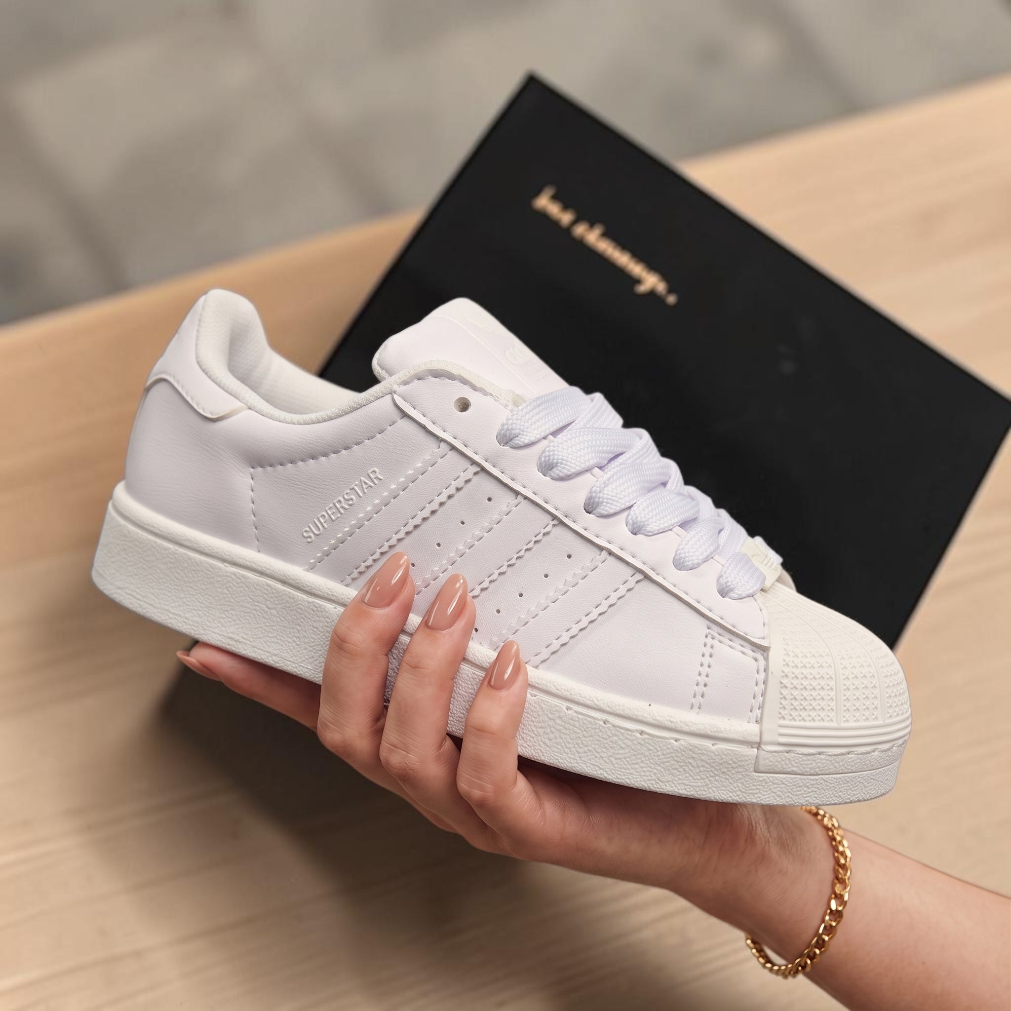 Adidas Superstar