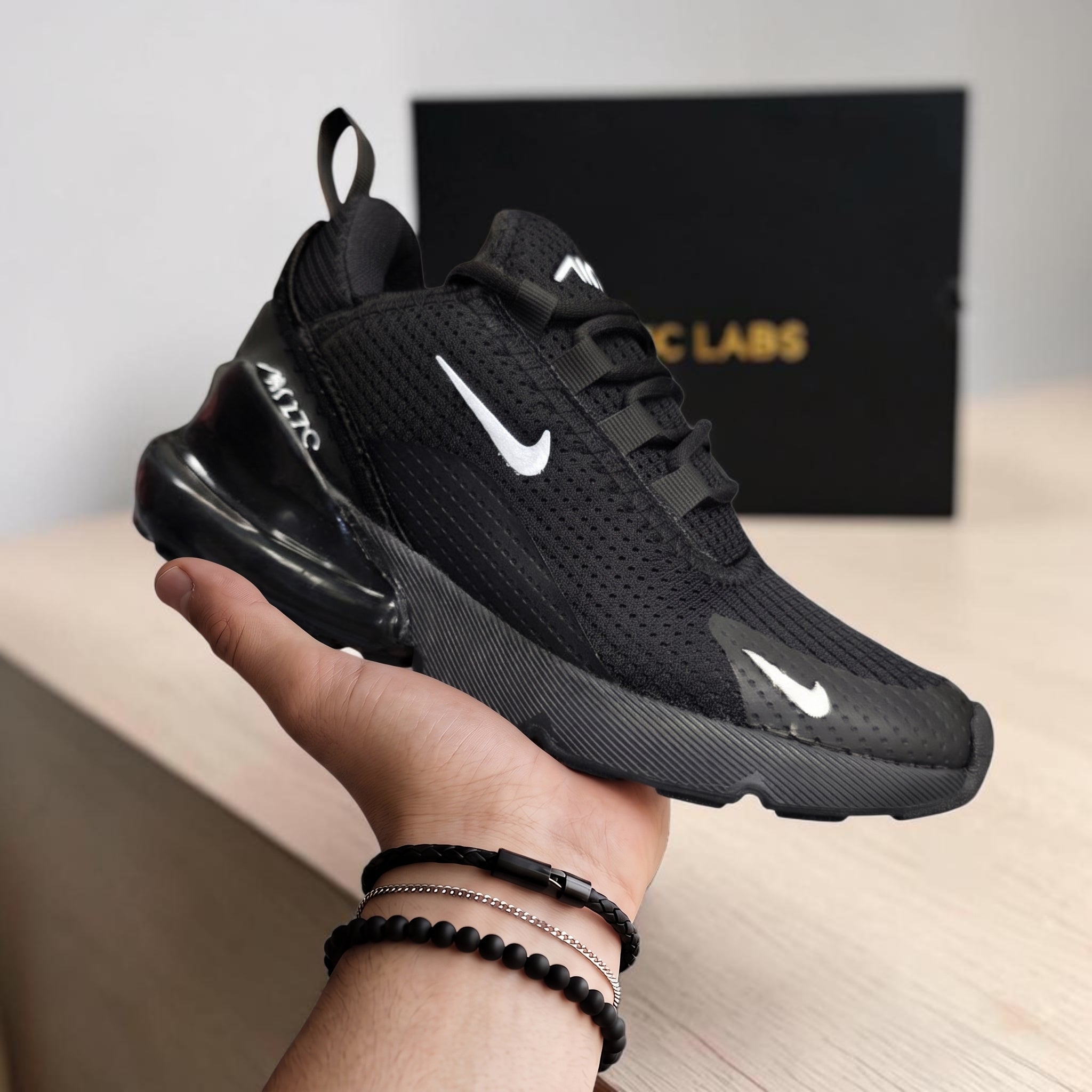 Nike Air Max 270