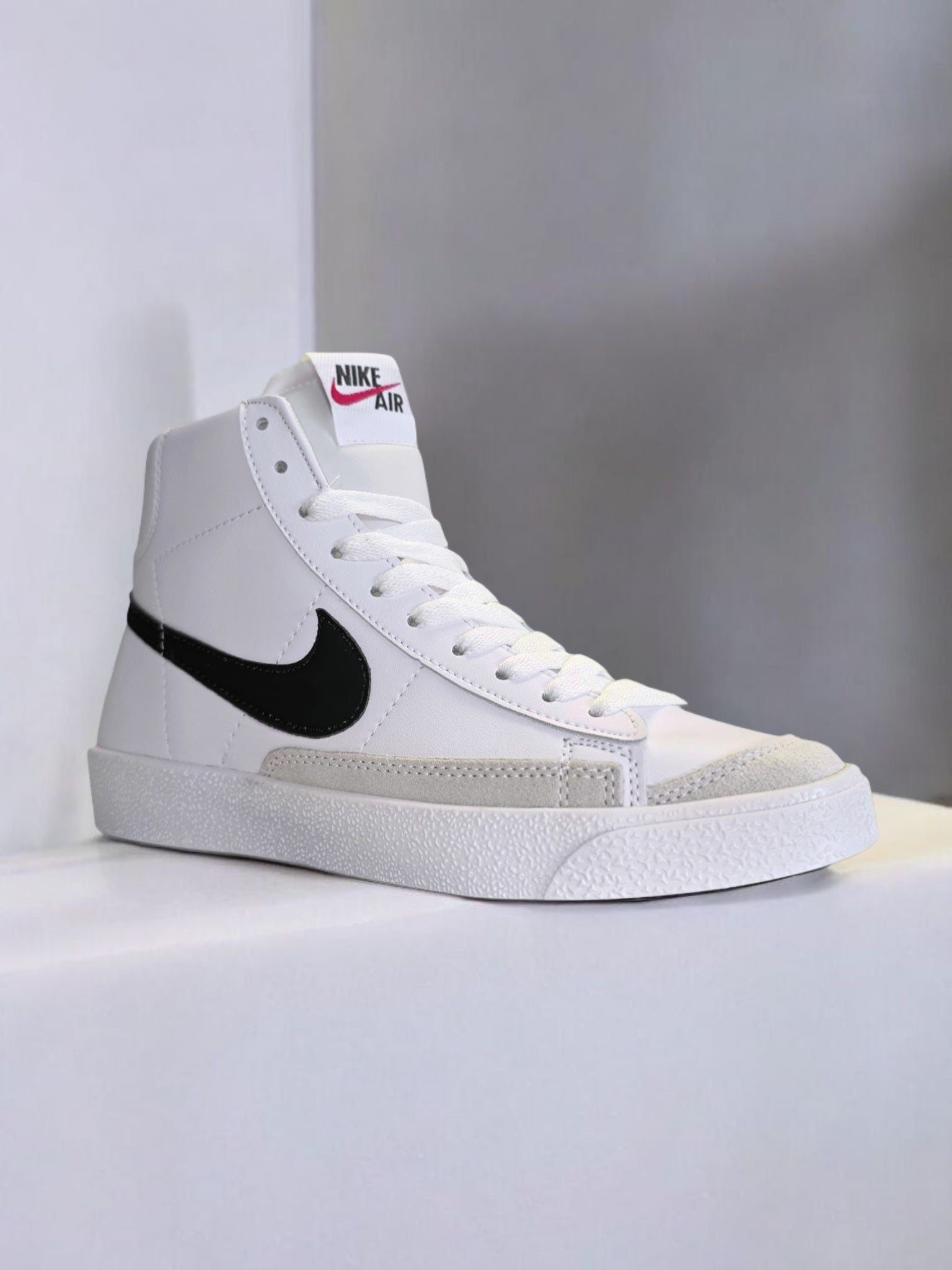 Nike Blazer Mid