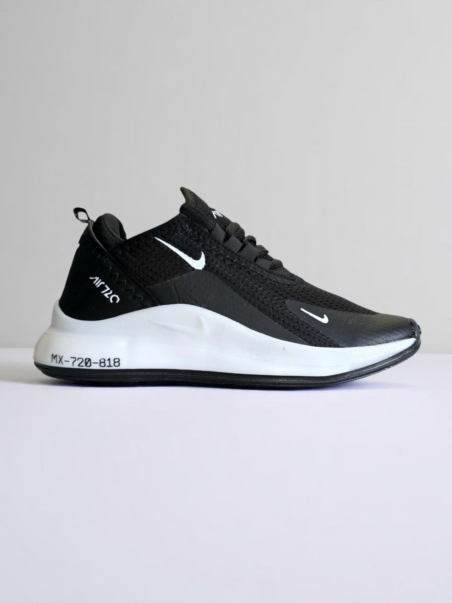 Nike 720