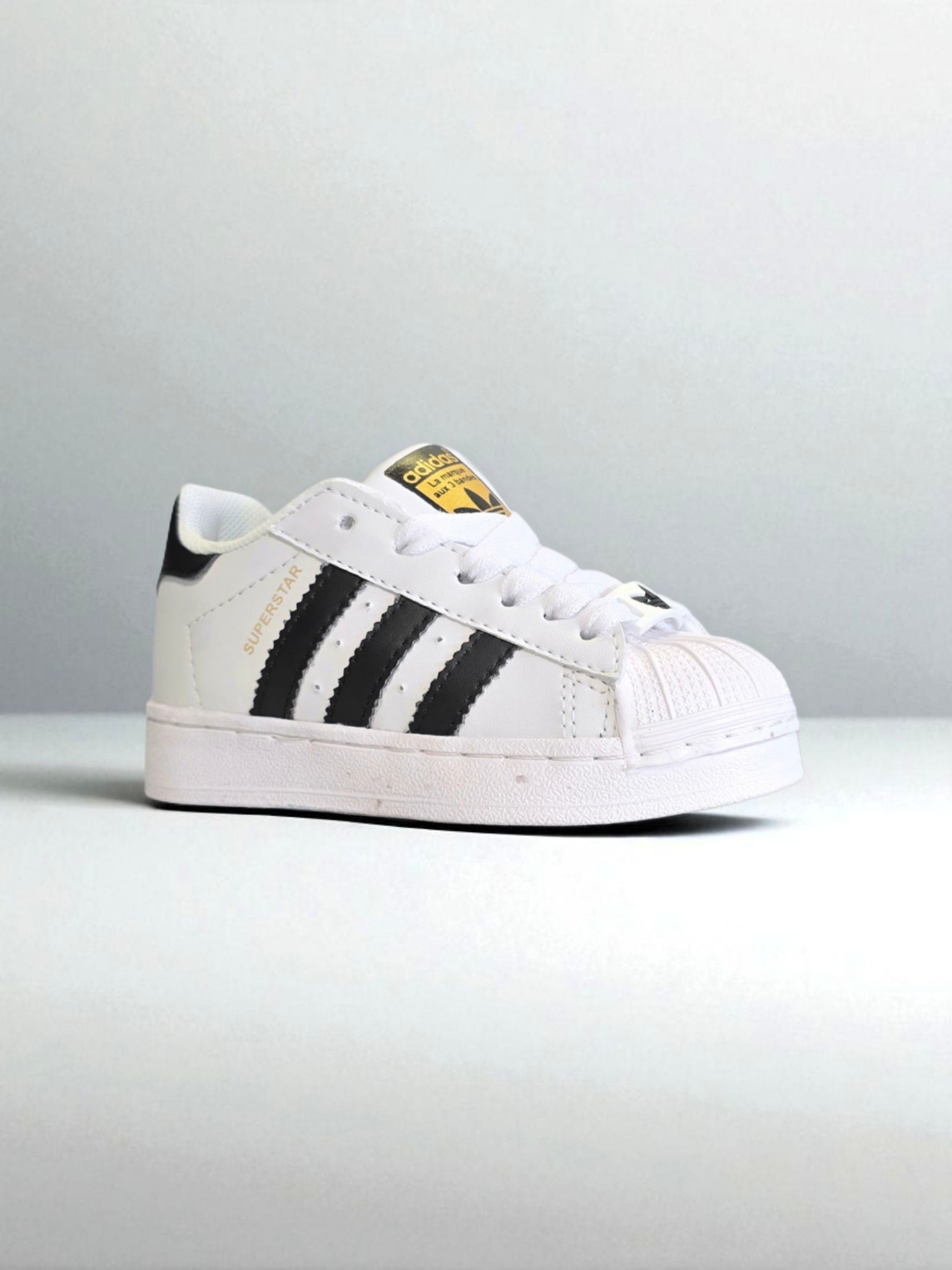 Adidas Superstar
