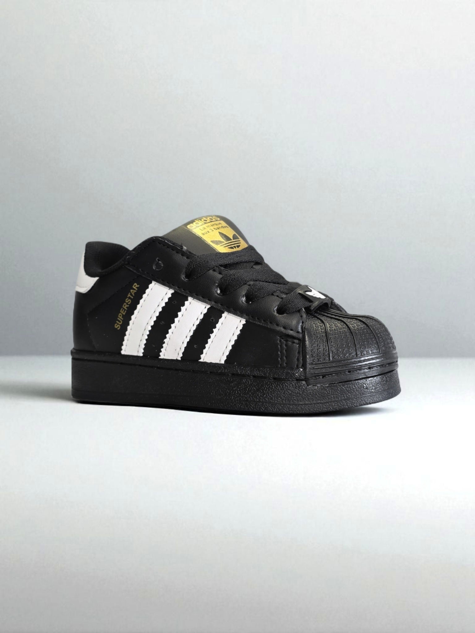 Adidas Superstar