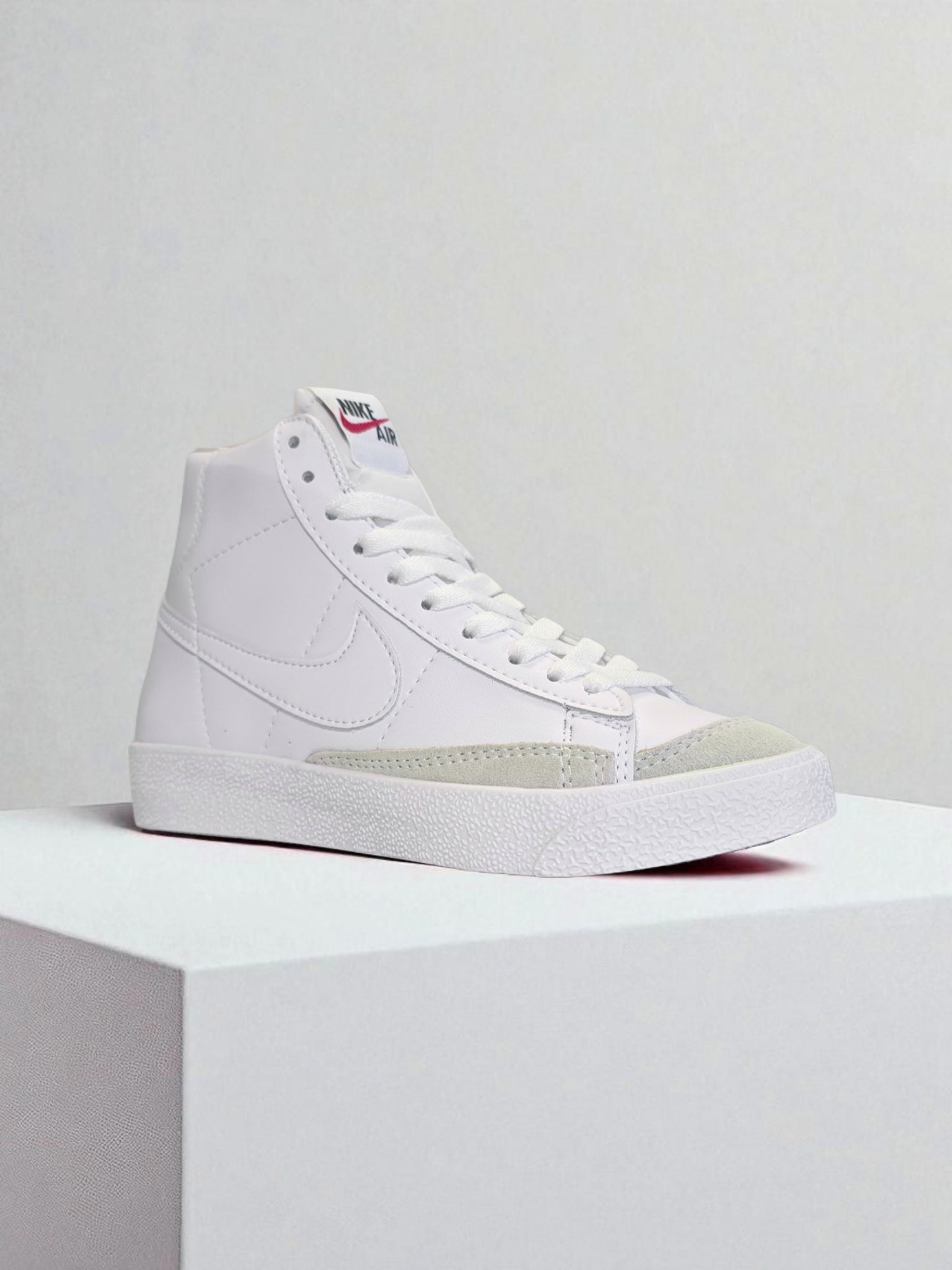 Nike Blazer Mid