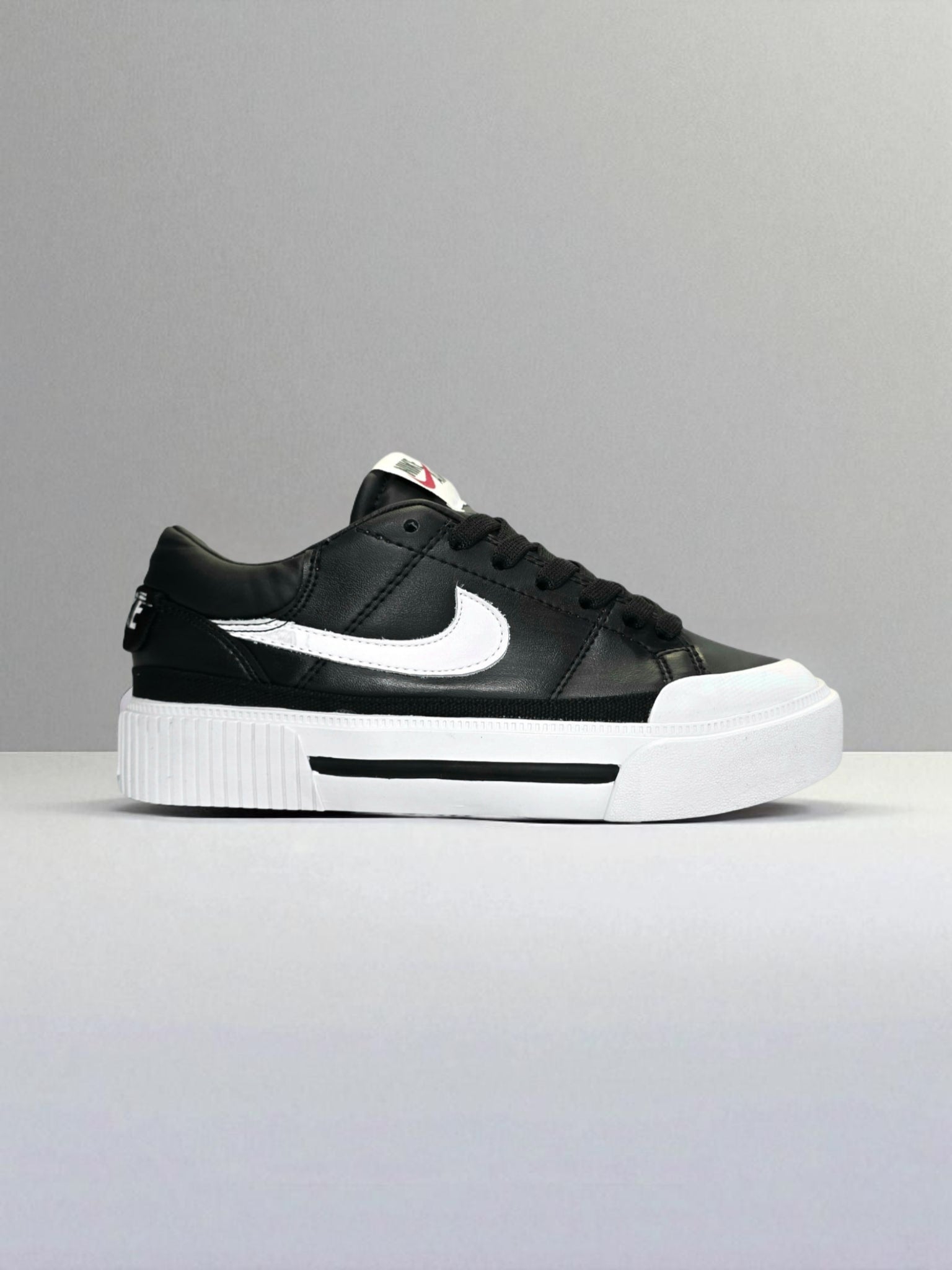 Nike Court Legacy