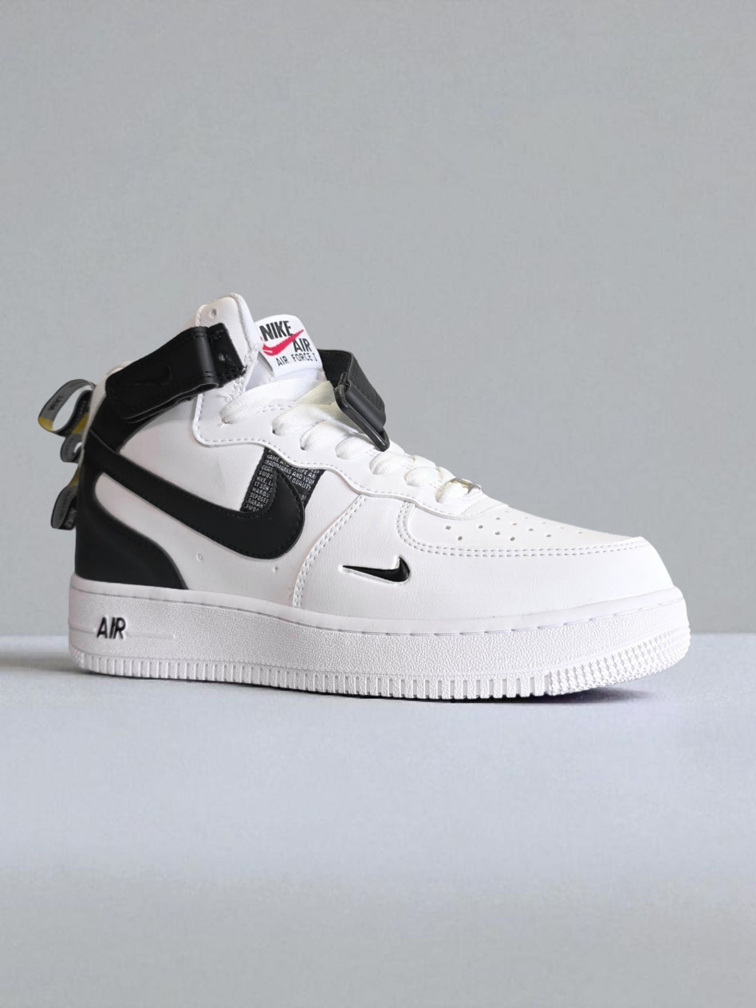 Nike Air Force 1 Mid