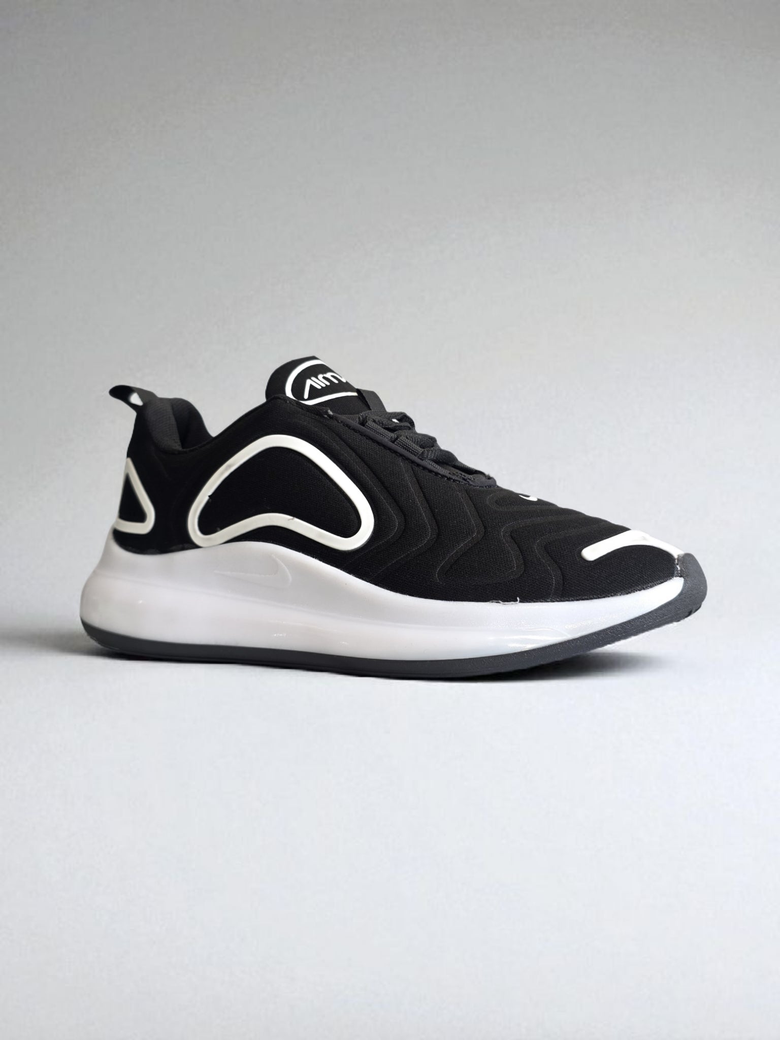 Nike 720