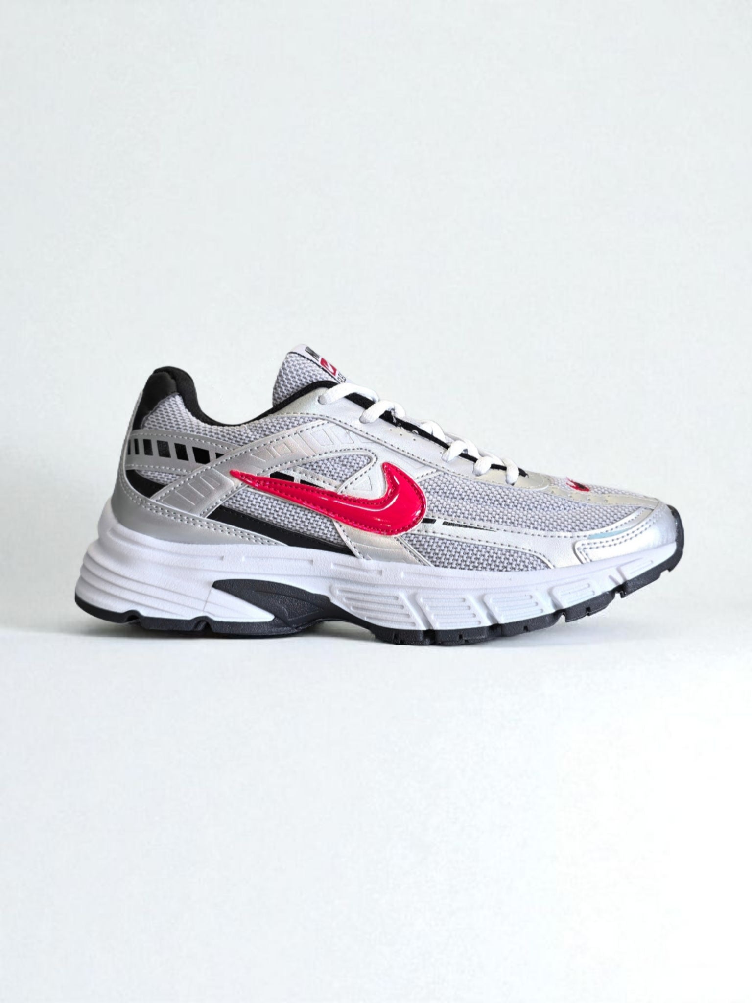 Nike Initiator