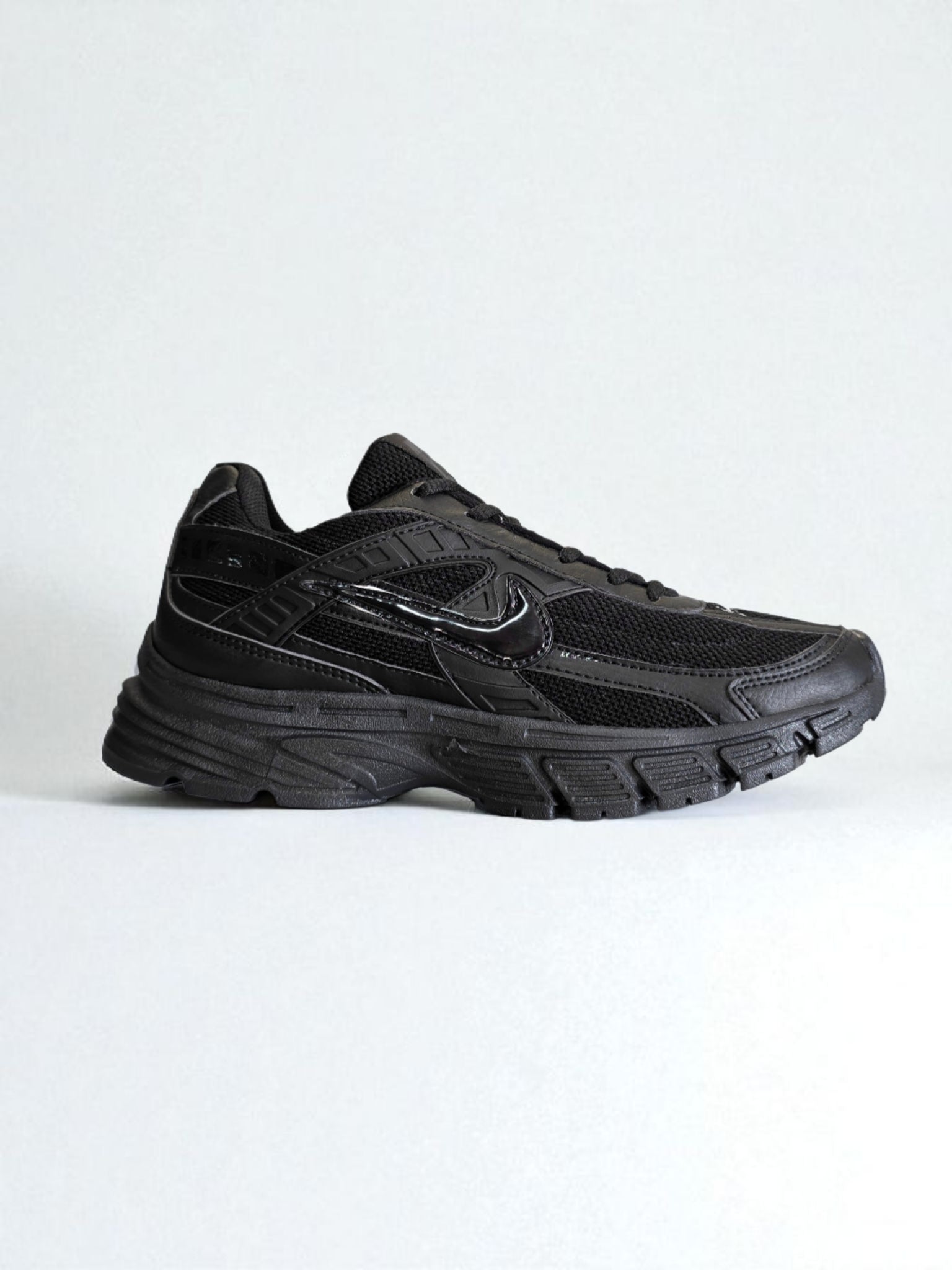 Nike Initiator