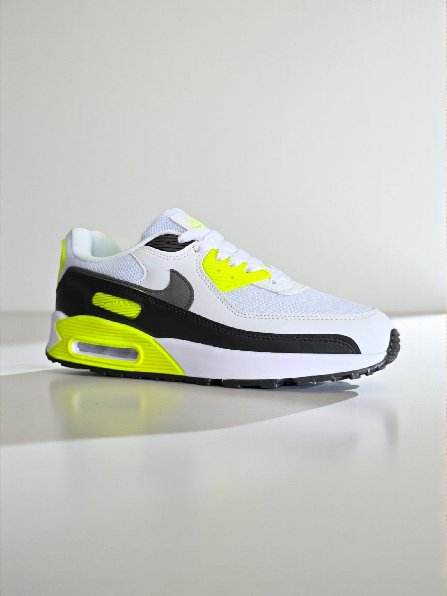 Nike Air Max 90