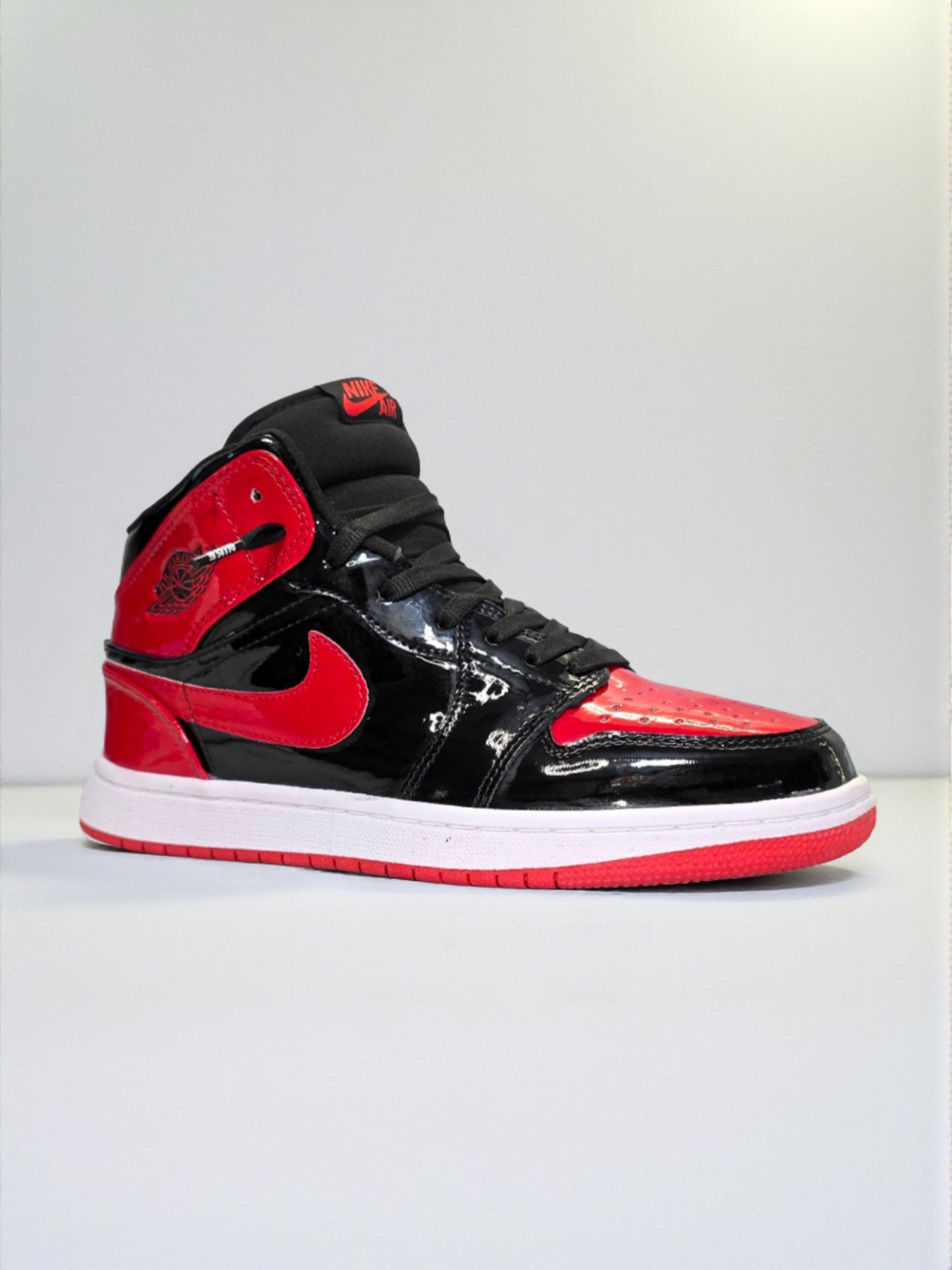 Jordan 1 Mid