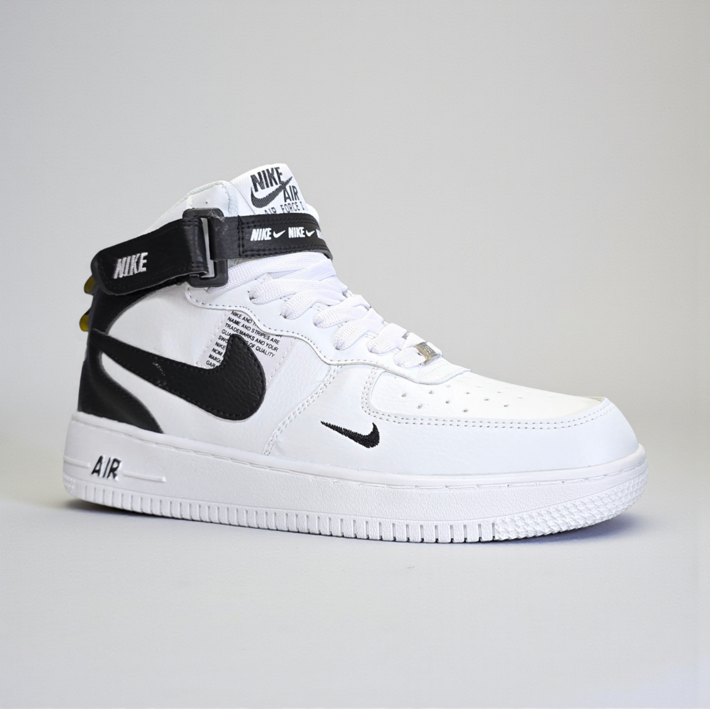 Nike Air Force 1 Mid