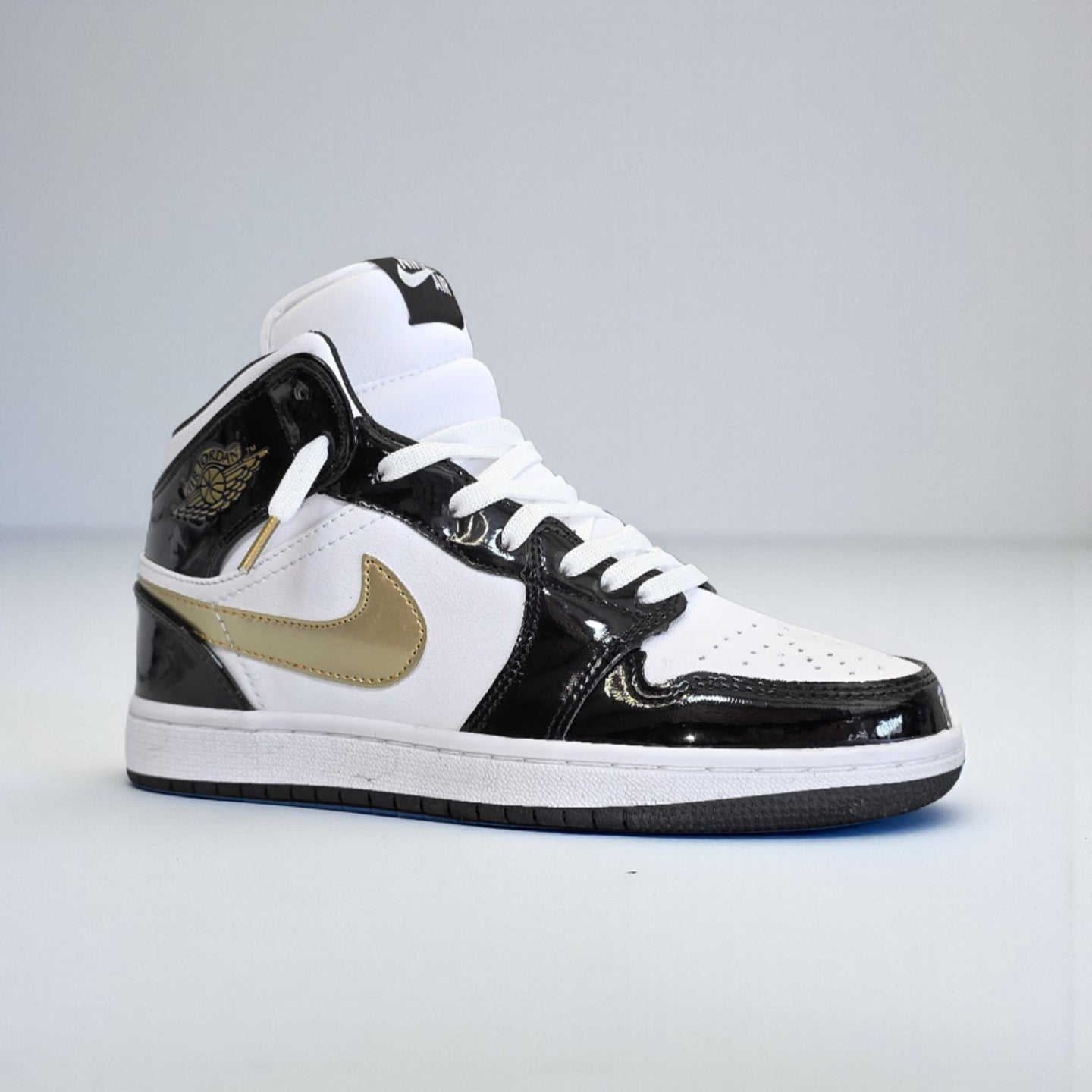 Jordan 1 Mid