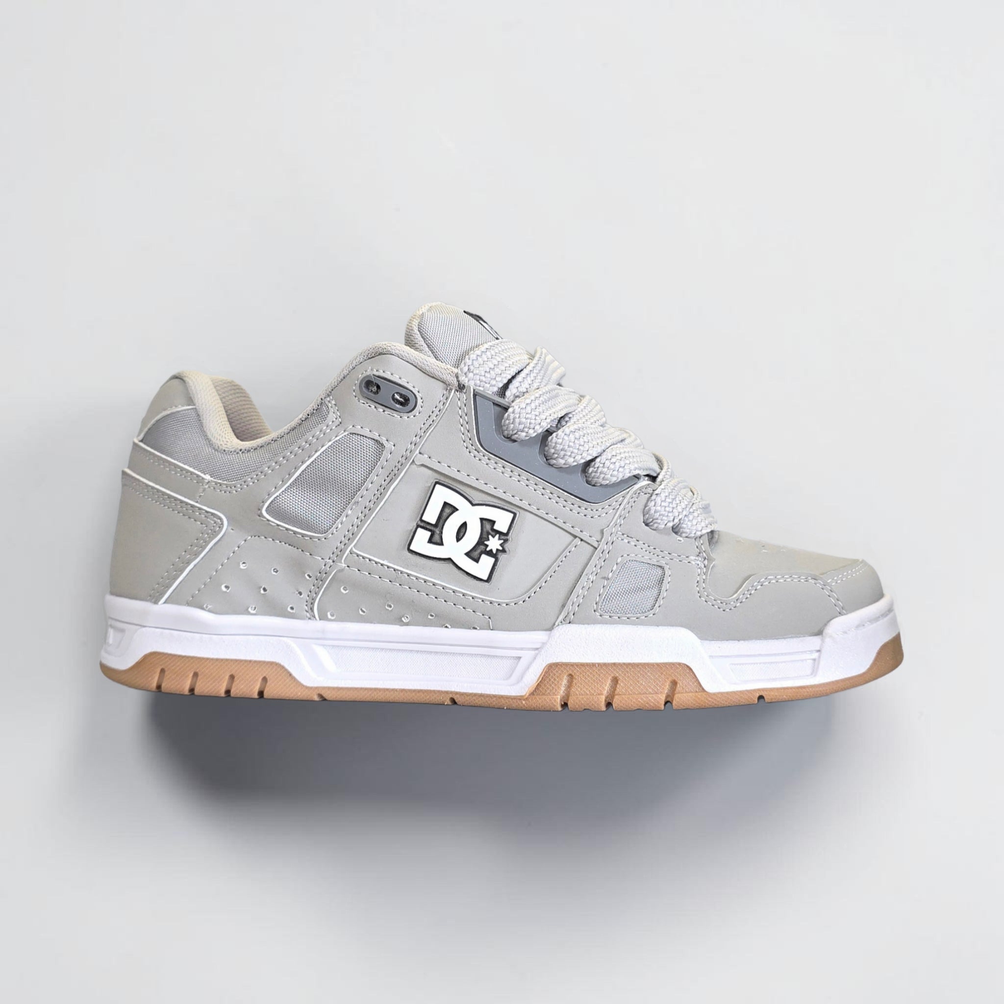 DC Shoes
