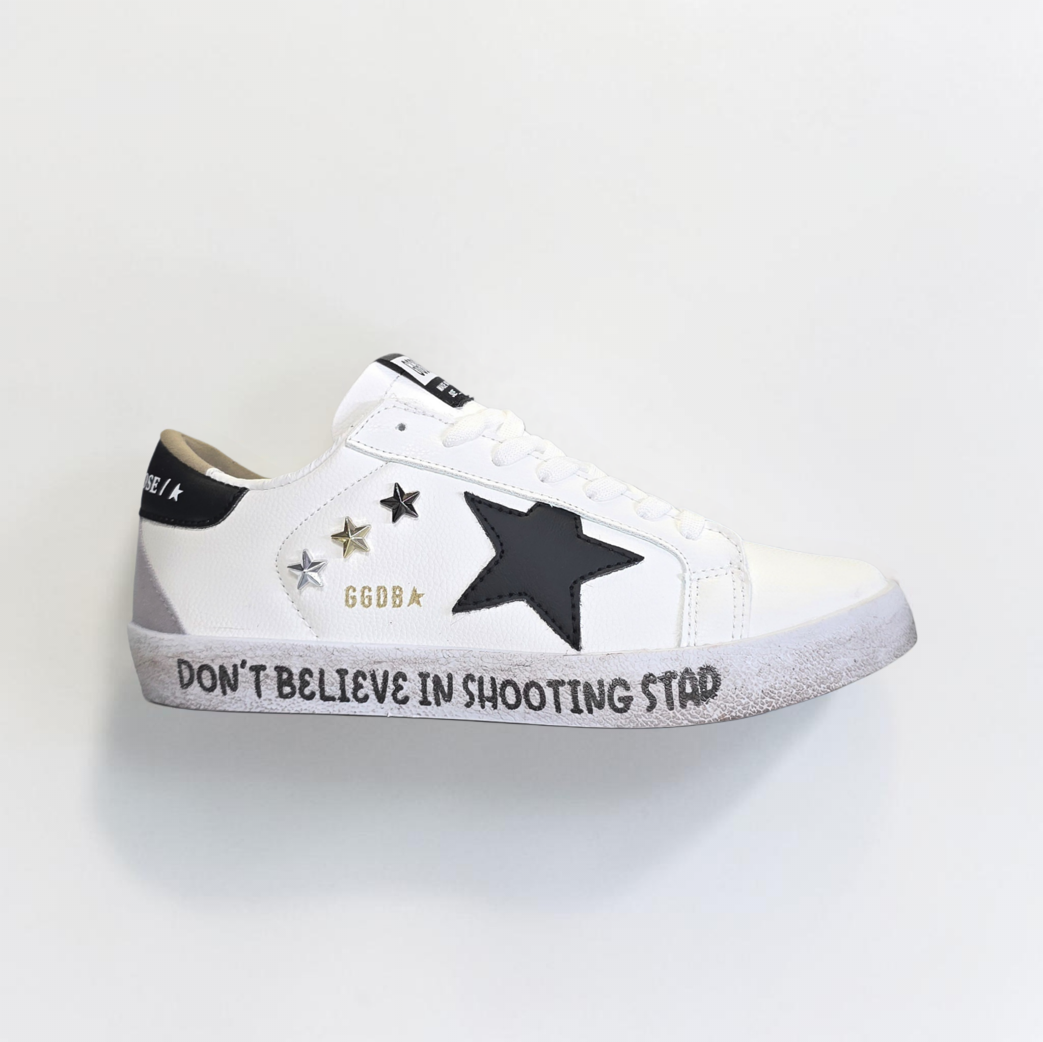 GOLDEN GOOSE