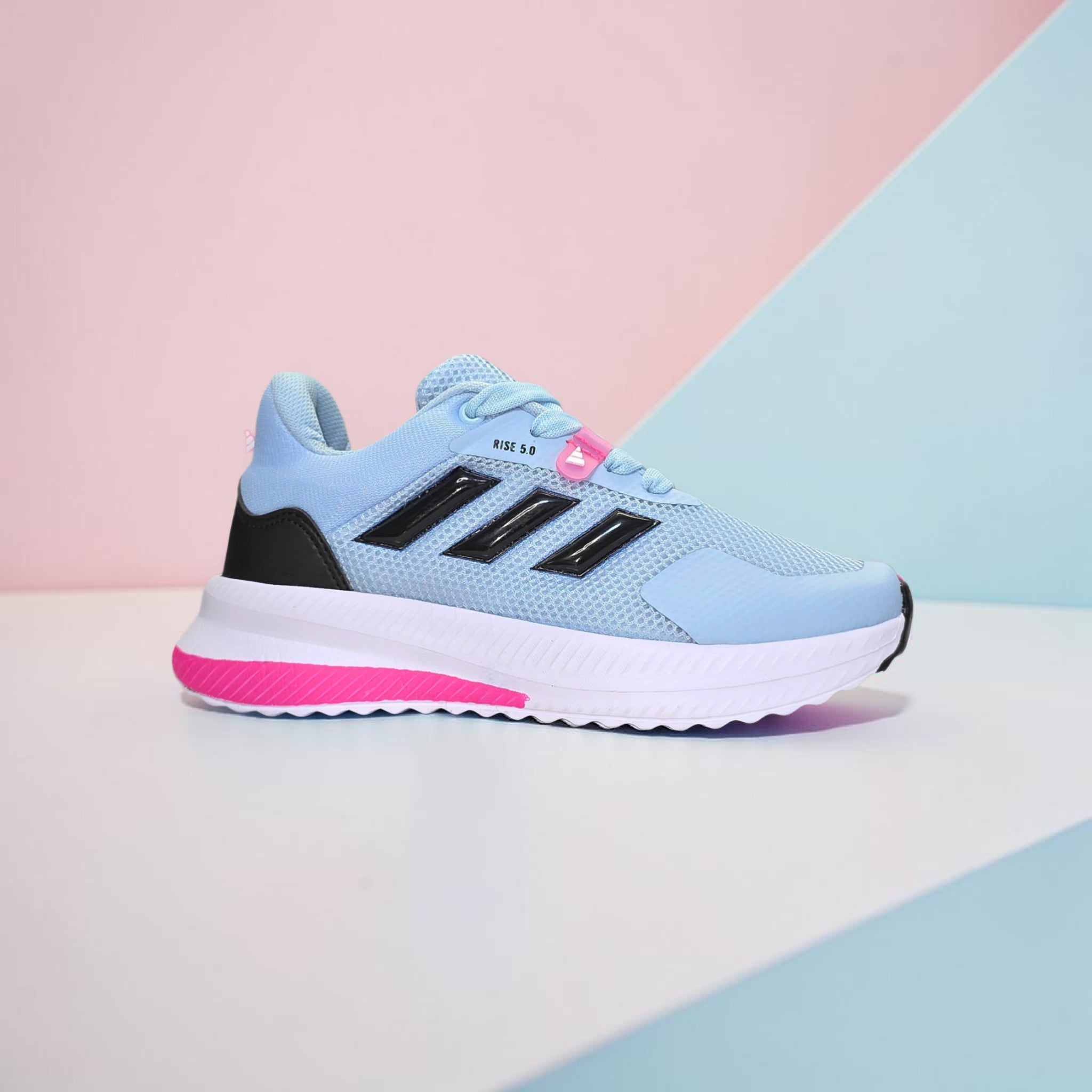 Adidas Nova [18/21]