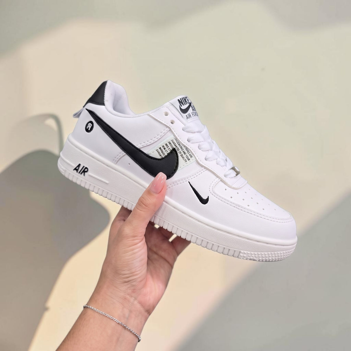 Nike Air Force 1